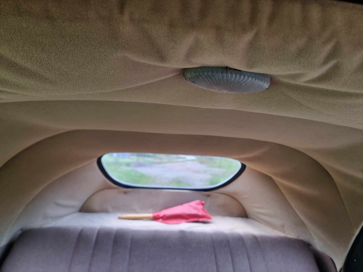 Interior image of 1951 Peugeot 203 De Luxe