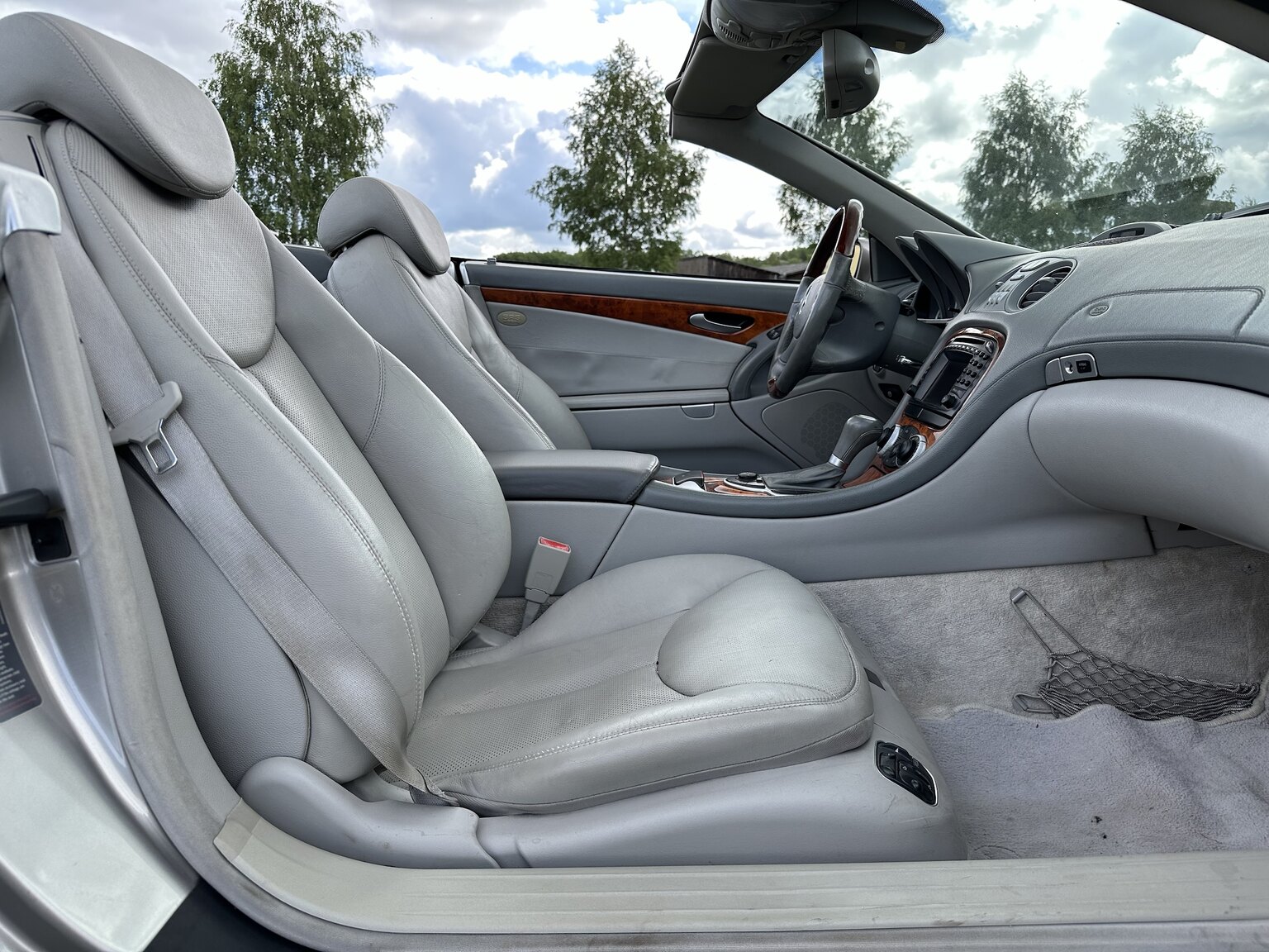 Interiörbild 2003 Mercedes Benz SL 500