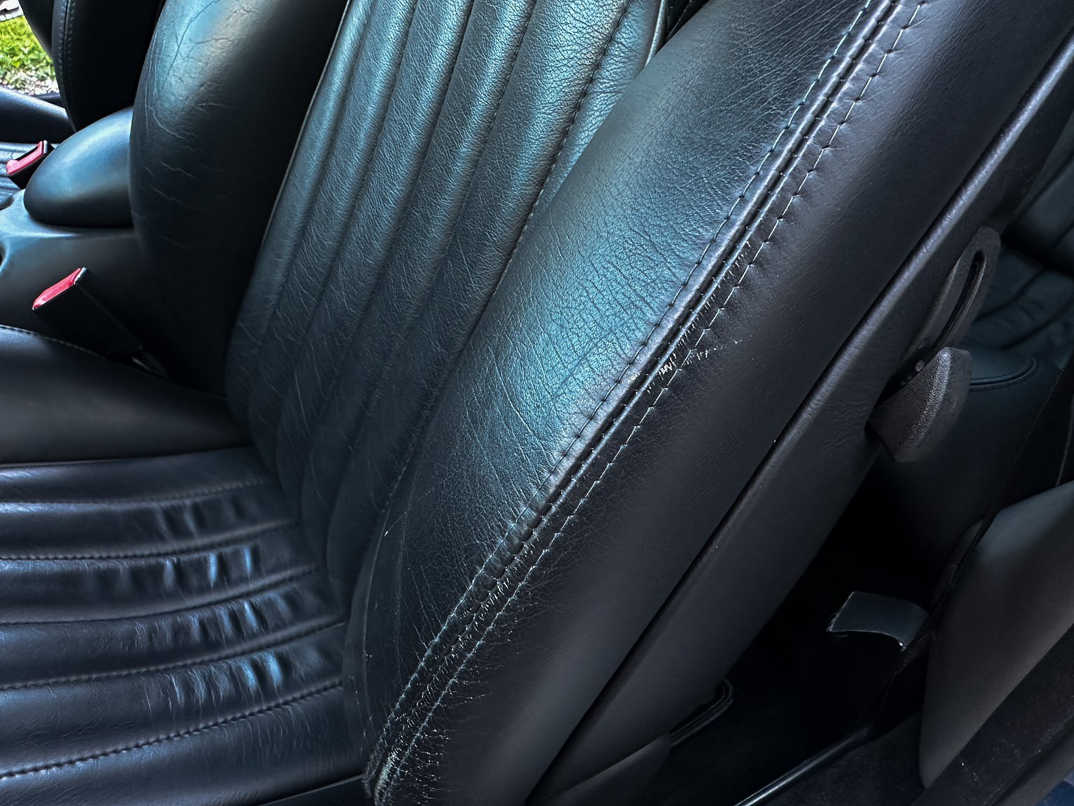 Interior image of 2000 Maserati 3200 GT