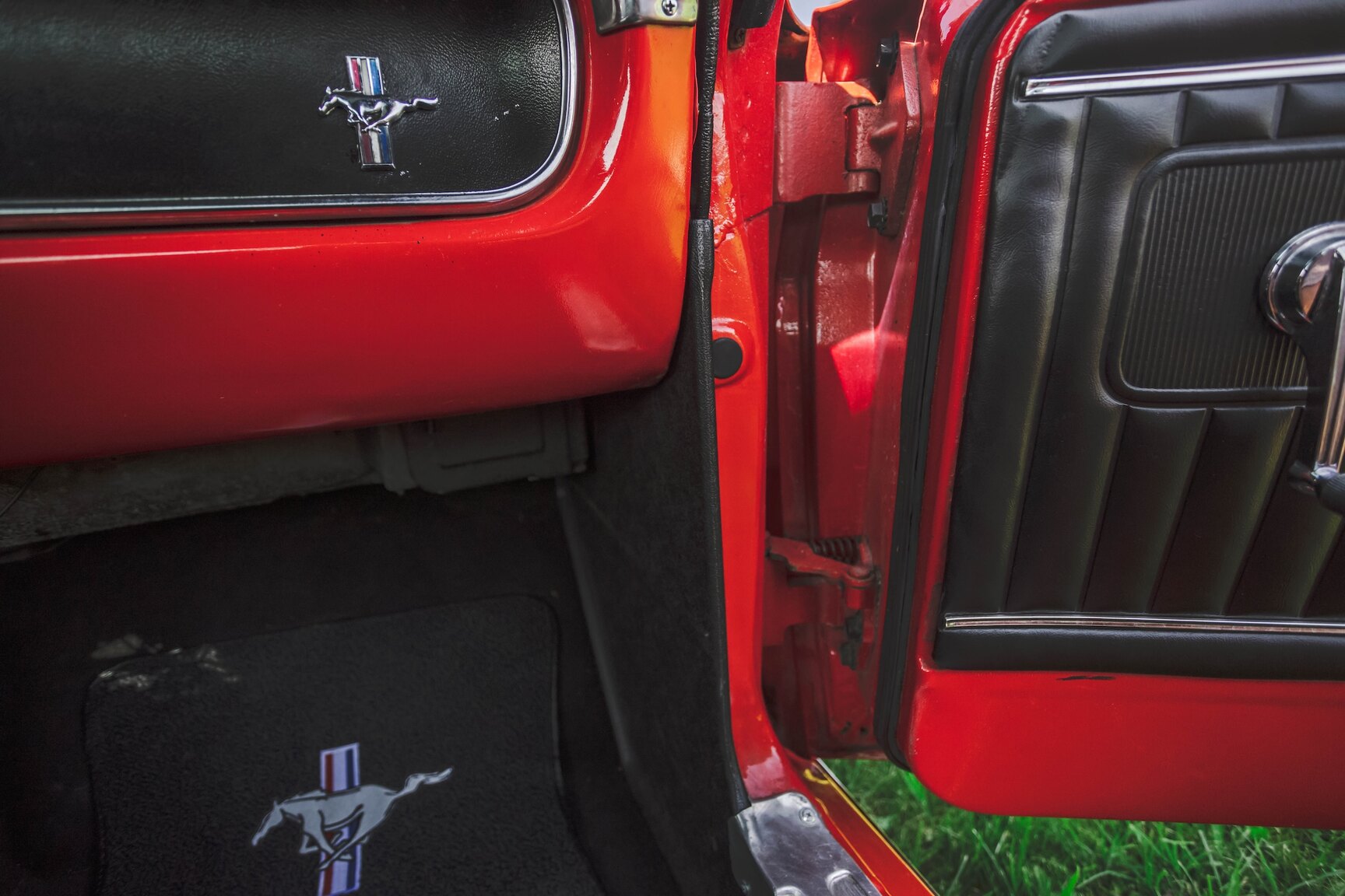 Interior image of 1965 Ford Mustang Fastback