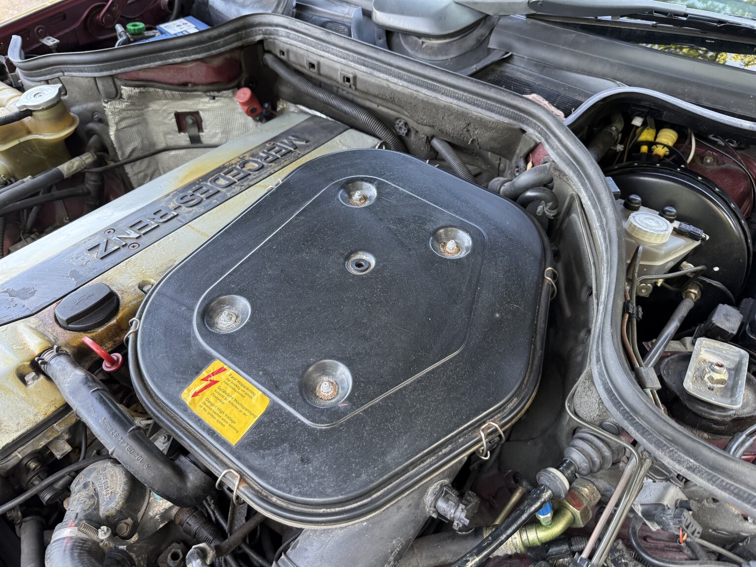Image of 1991 Mercedes-Benz 300 E-24 mechanics