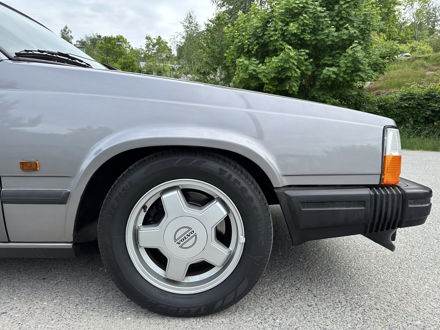 Exteriörbild på 1988 Volvo 740 Turbo