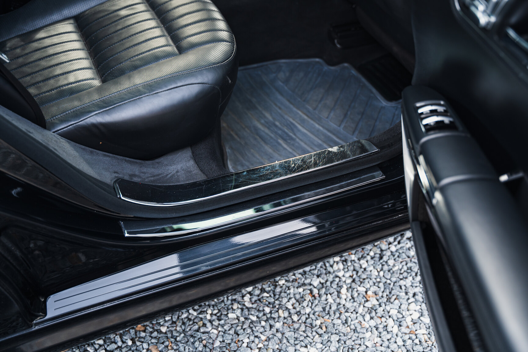 Innenraumfoto von 2011 Mercedes-Benz S600