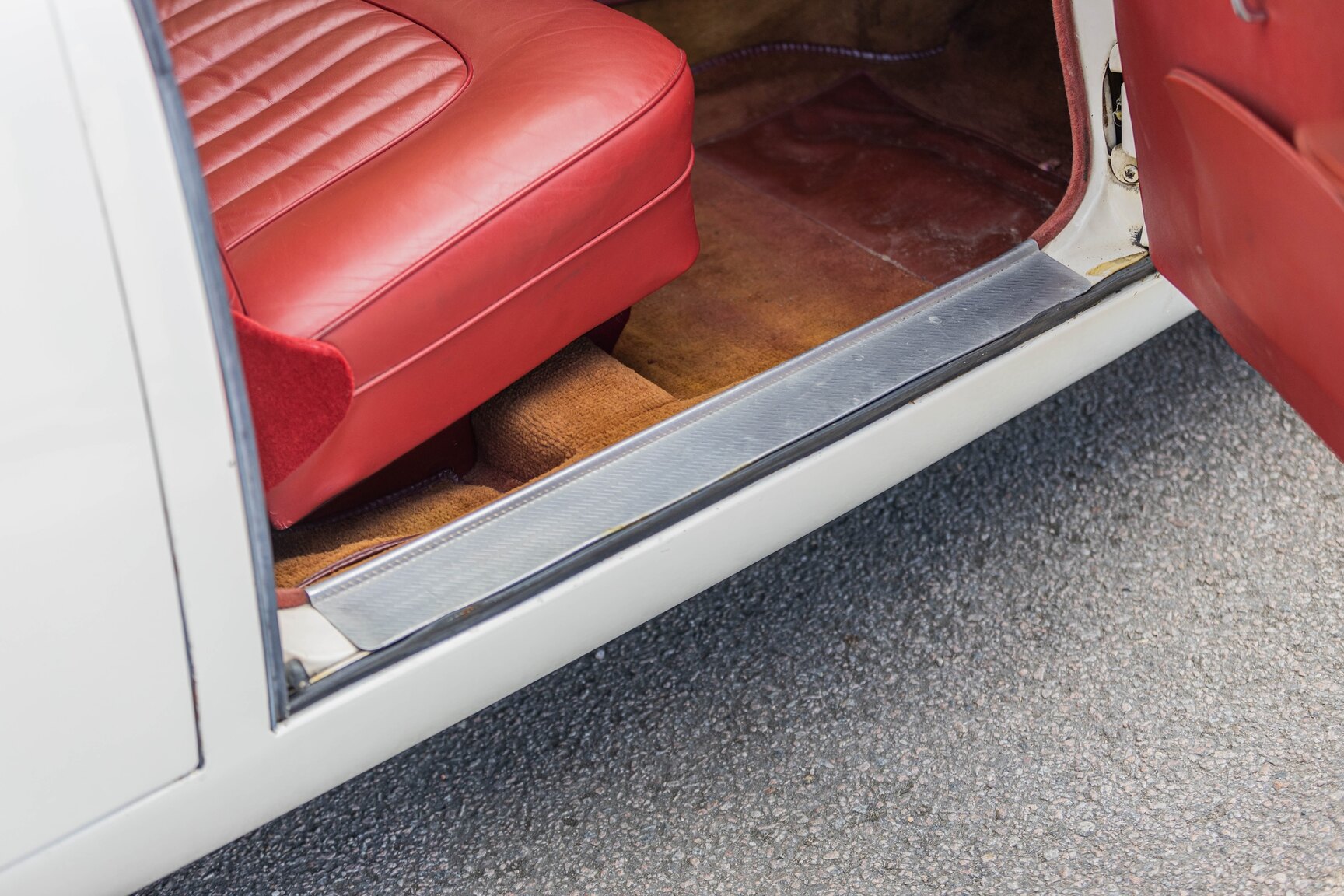 Interior image of 1968 Jaguar 340 XK Mark II