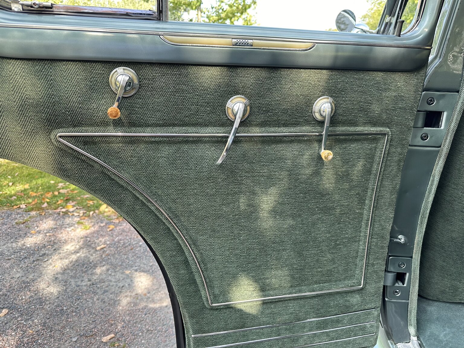 Interior image of Buick Sedan Special 8