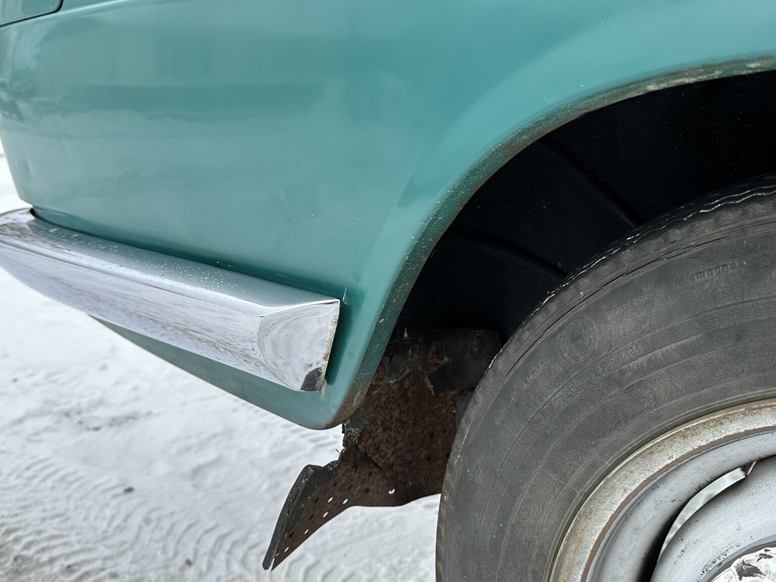 Exterior image of 1965 BMW 1600