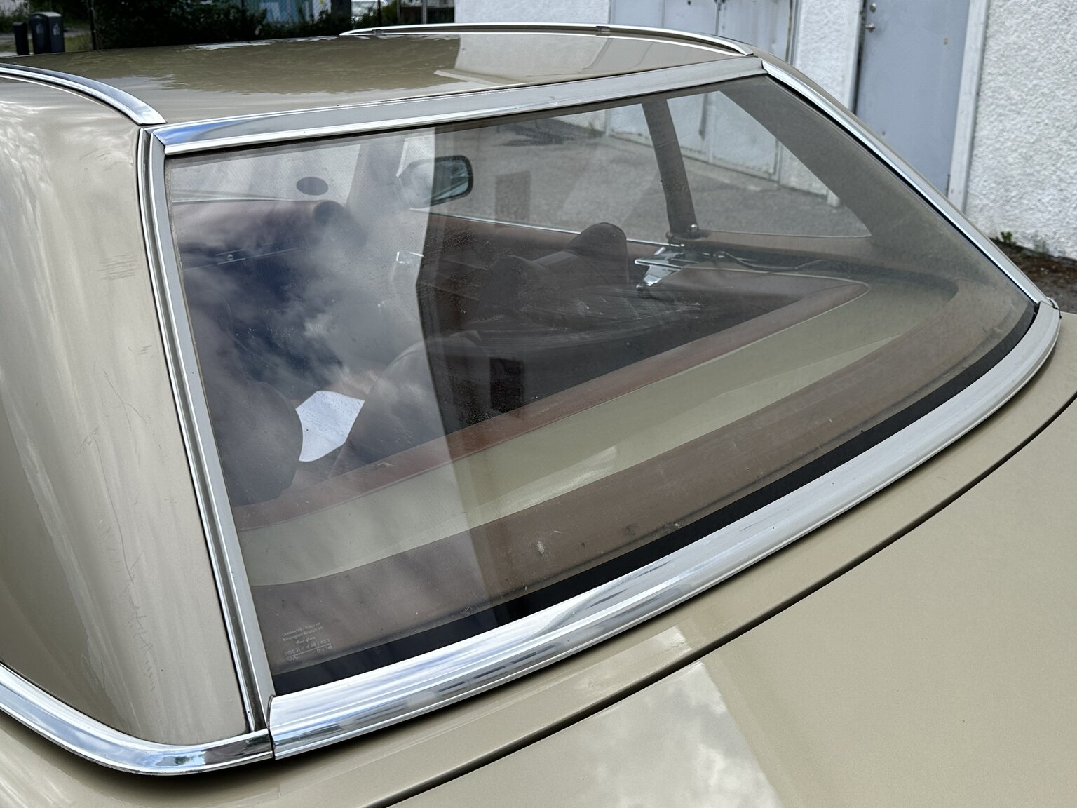 Exteriörbild på 1974 Mercedes benz 450 SL