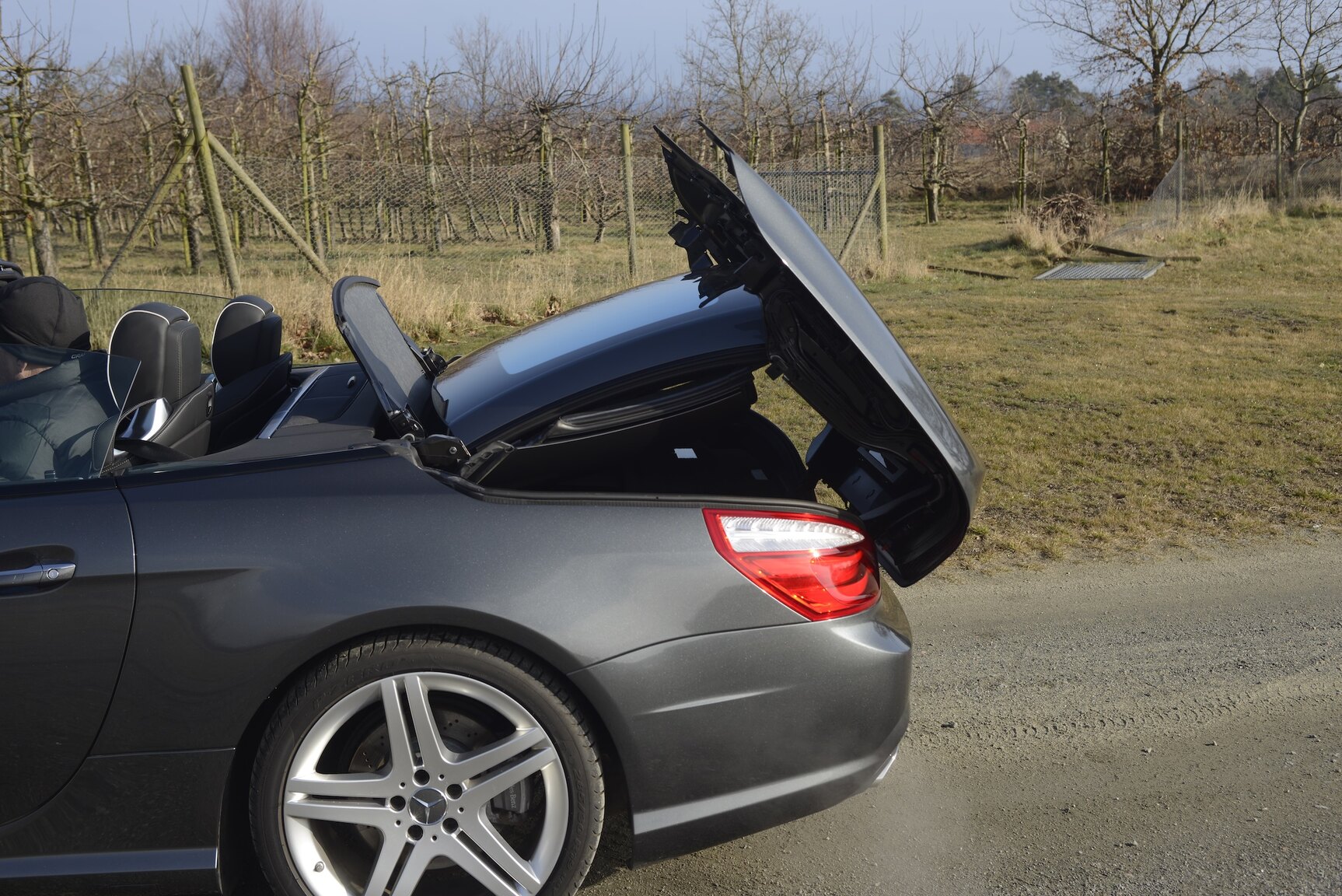 Exterior image of 2014 Mercedes-Benz SL500