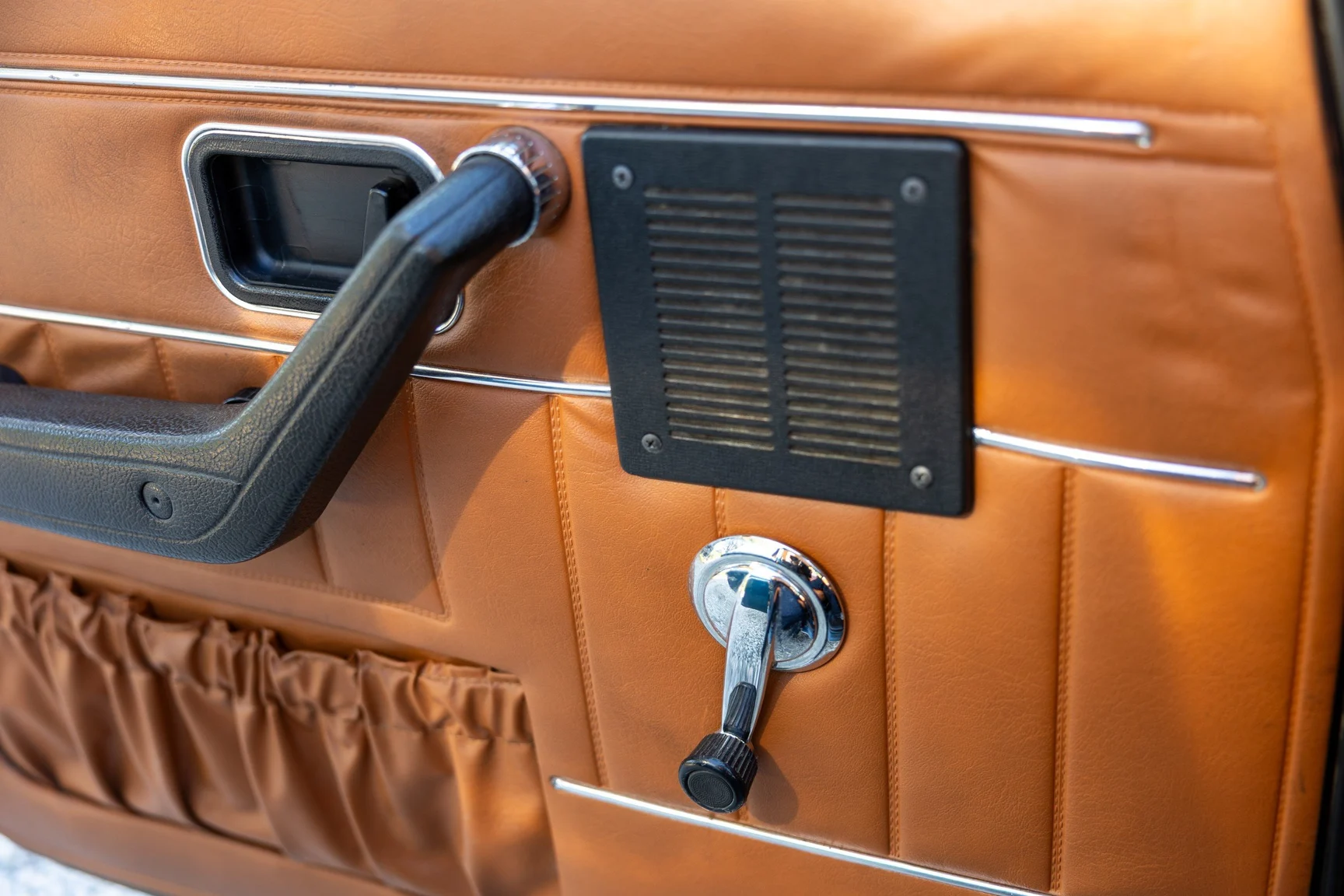 Innenraumfoto von 1973 Volvo 164E (24)
