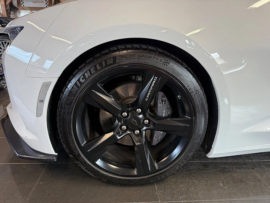 Bild von 2018 Chevrolet Camaro (13)