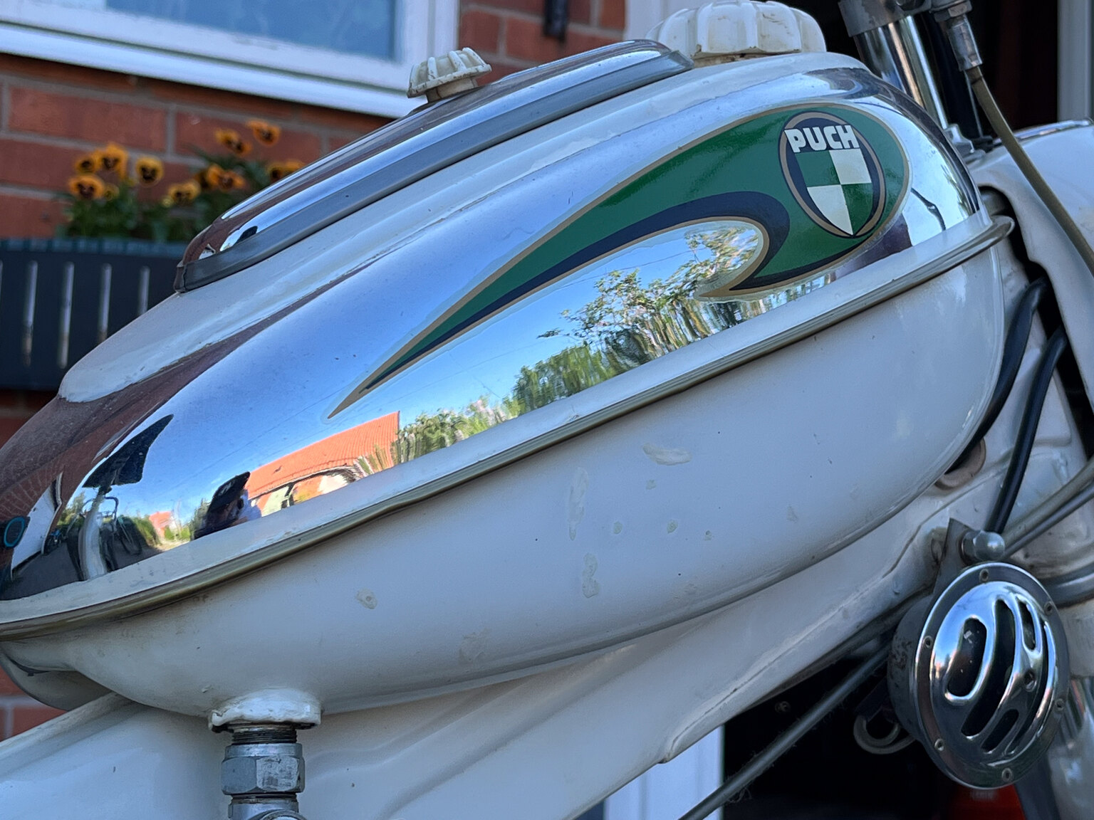Exteriörbild på 1963 Puch MV 50 KF Florida (VIT)