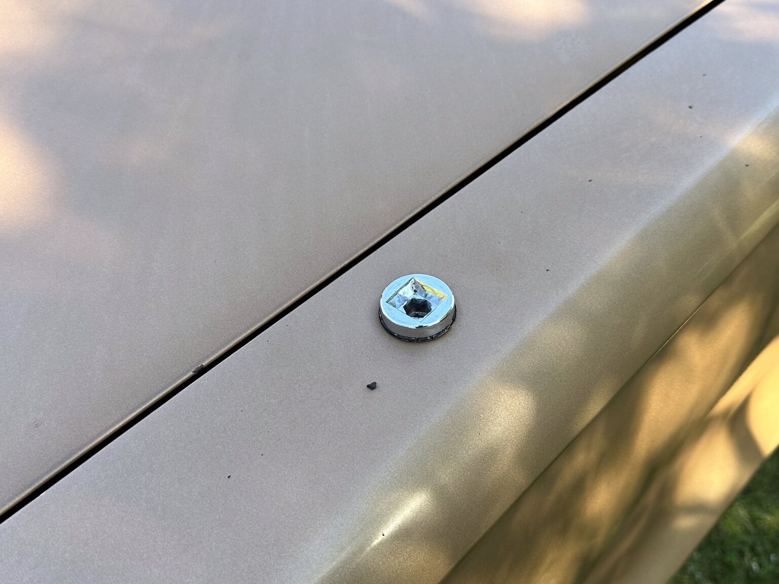 Exteriörbild på 1966 Plymouth Valiant 100 2-door Sedan