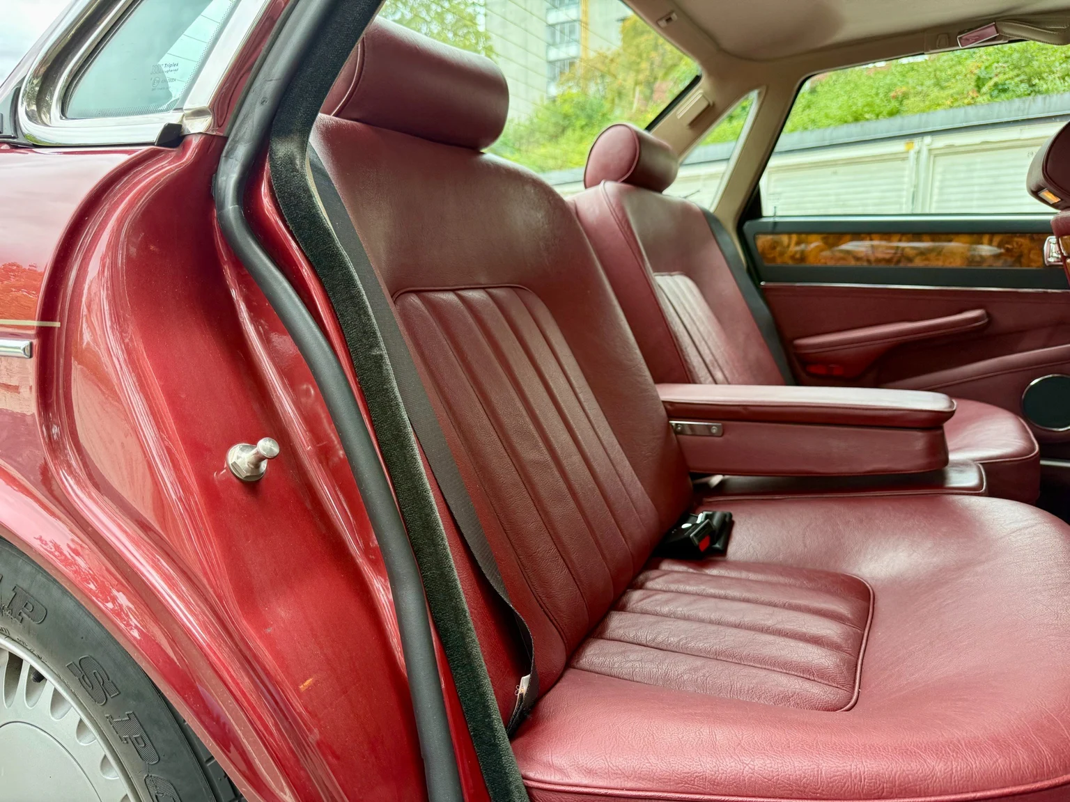 Innenraumfoto von 1988 Daimler Six (59)