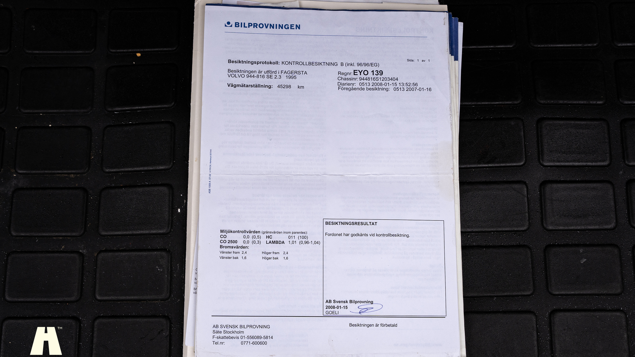 Documentation for 1995 Volvo 940 SE