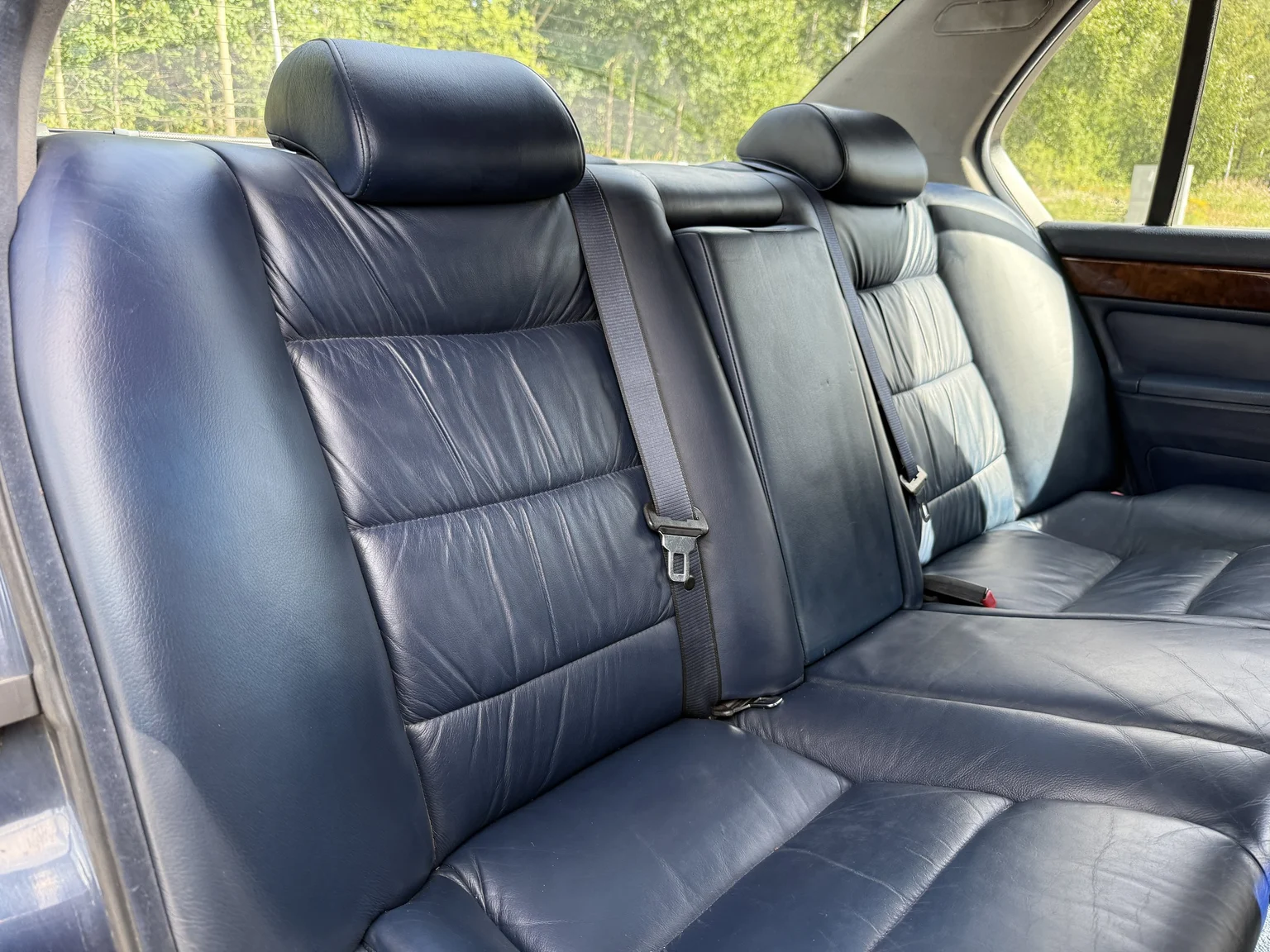Innenraumfoto von 1990 BMW 750i (81)