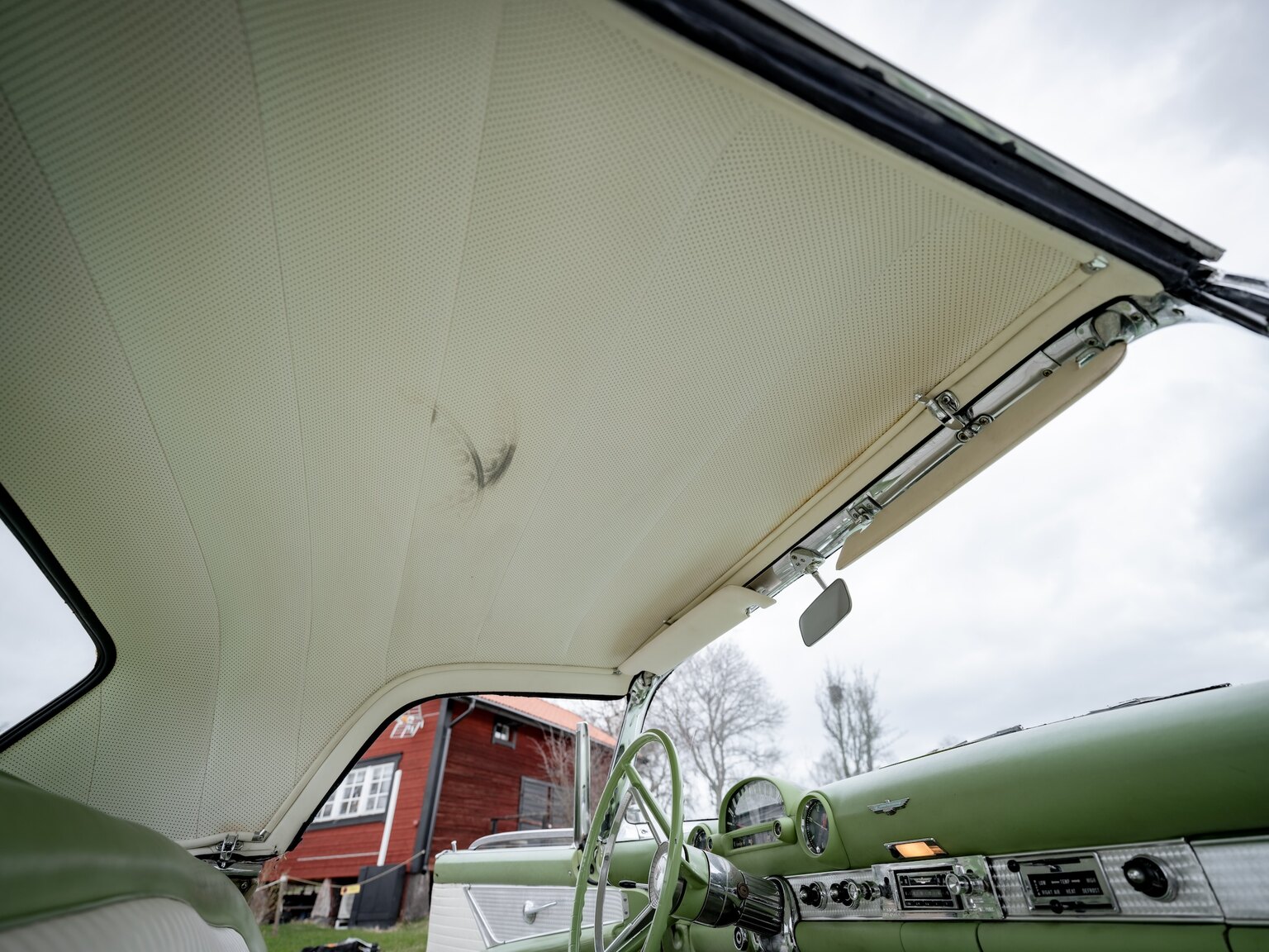 Innenraumfoto von 1956 Ford Thunderbird (58)