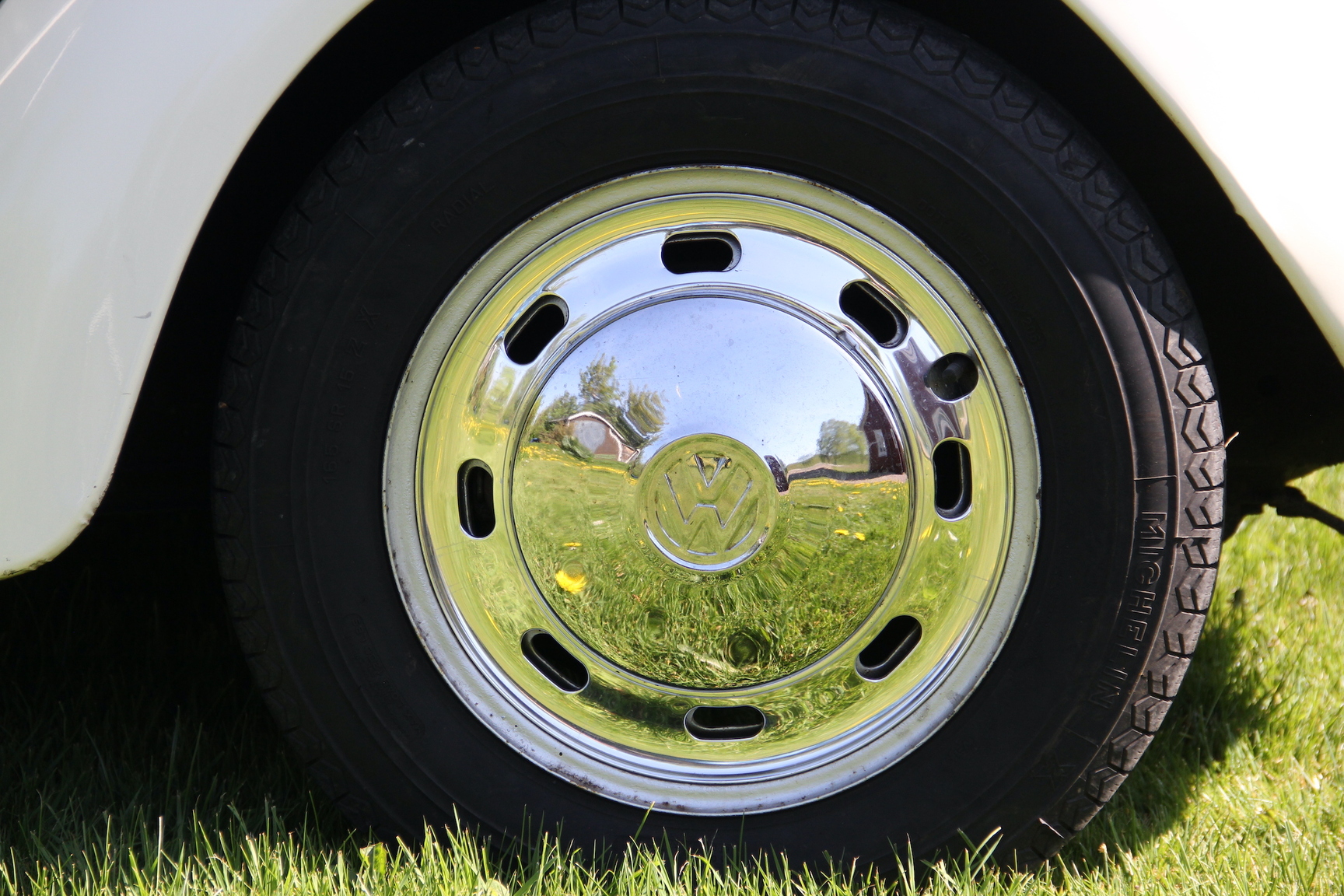 Exteriörbild på 1974 Volkswagen Beetle 1303 S (40)