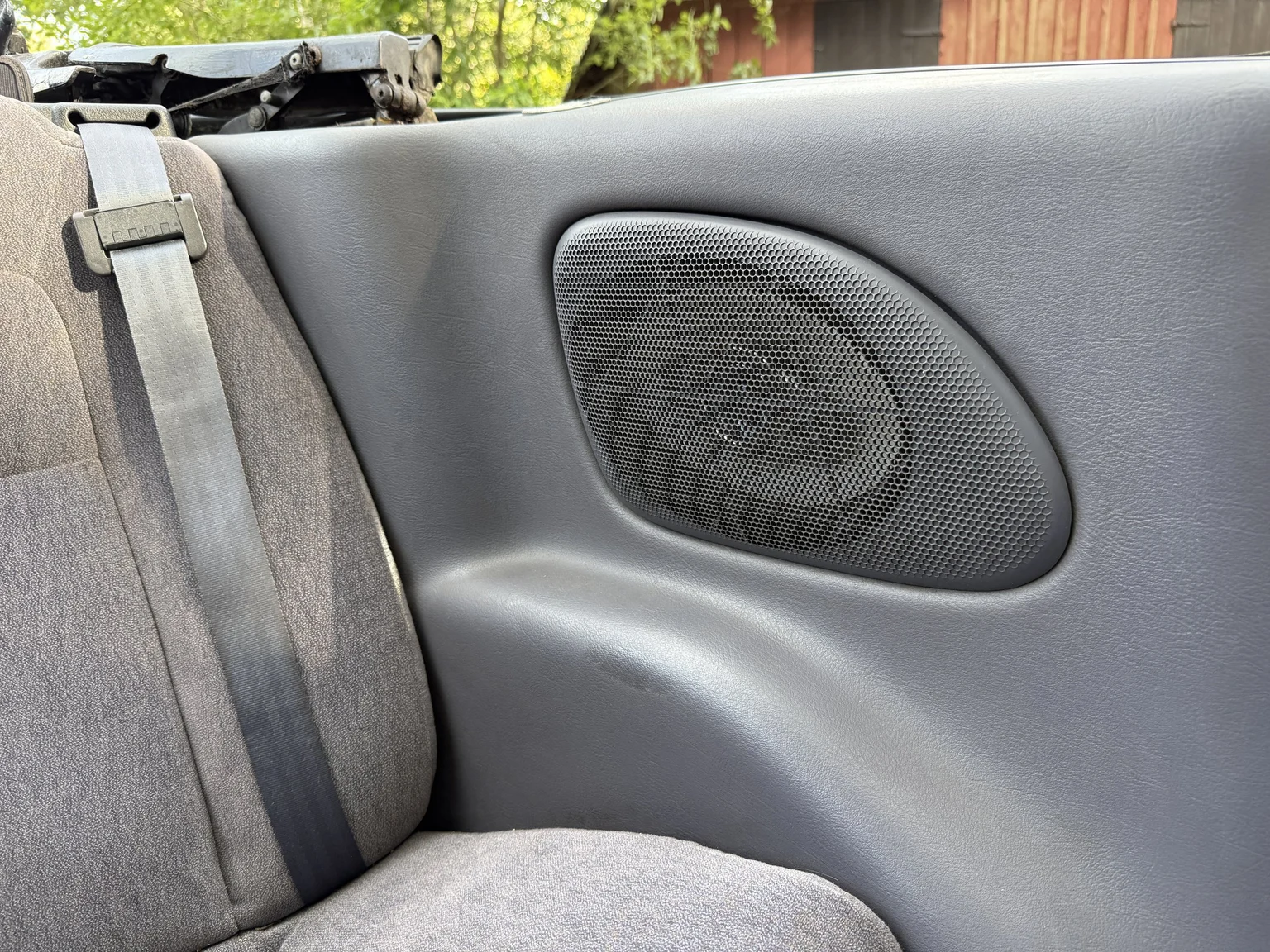 Innenraumfoto von 1997 Chrysler Sebring Cabriolet (31)