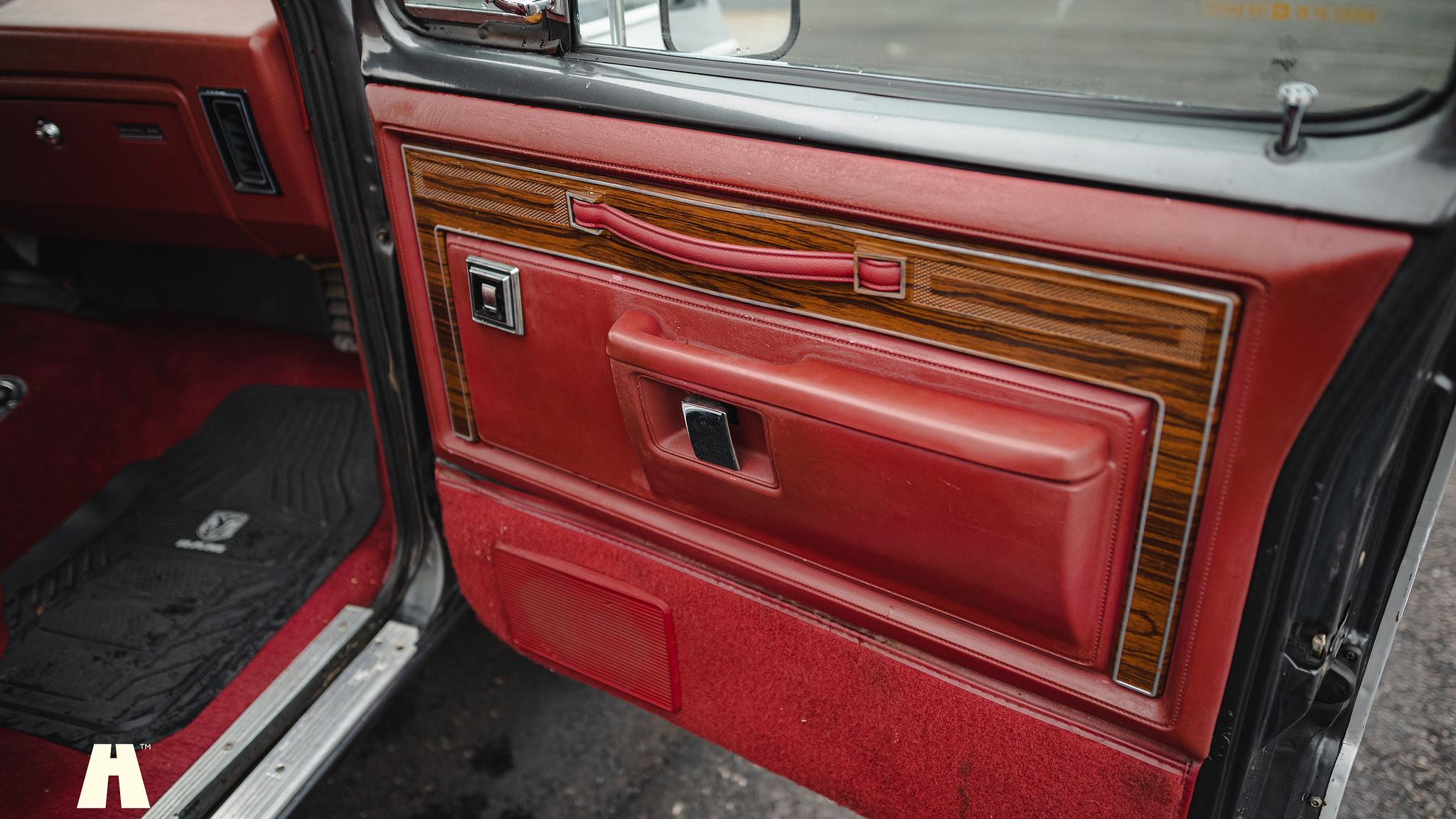 Interior image of 1986 Dodge Ramcharger