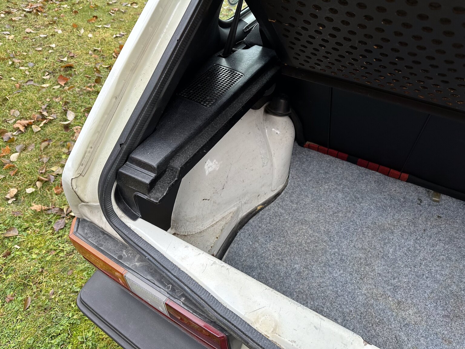 Interiörbild 1984 Volkswagen Golf GTI Special