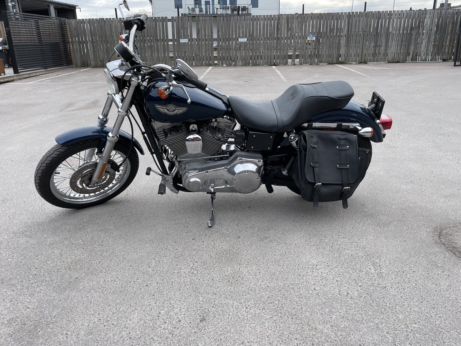 Exterior image of 2003 Harley-Davidson FXD Dyna Super Glide 1.4