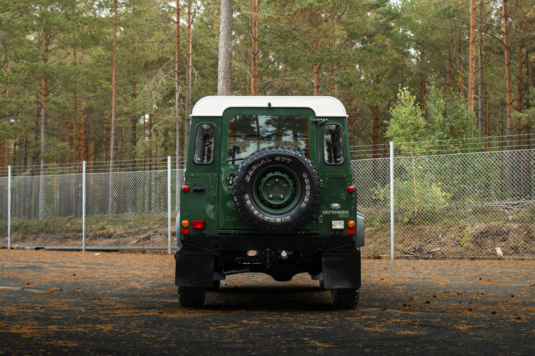 Aussenfoto 1996 Land Rover Defender 90 300TDi (12)