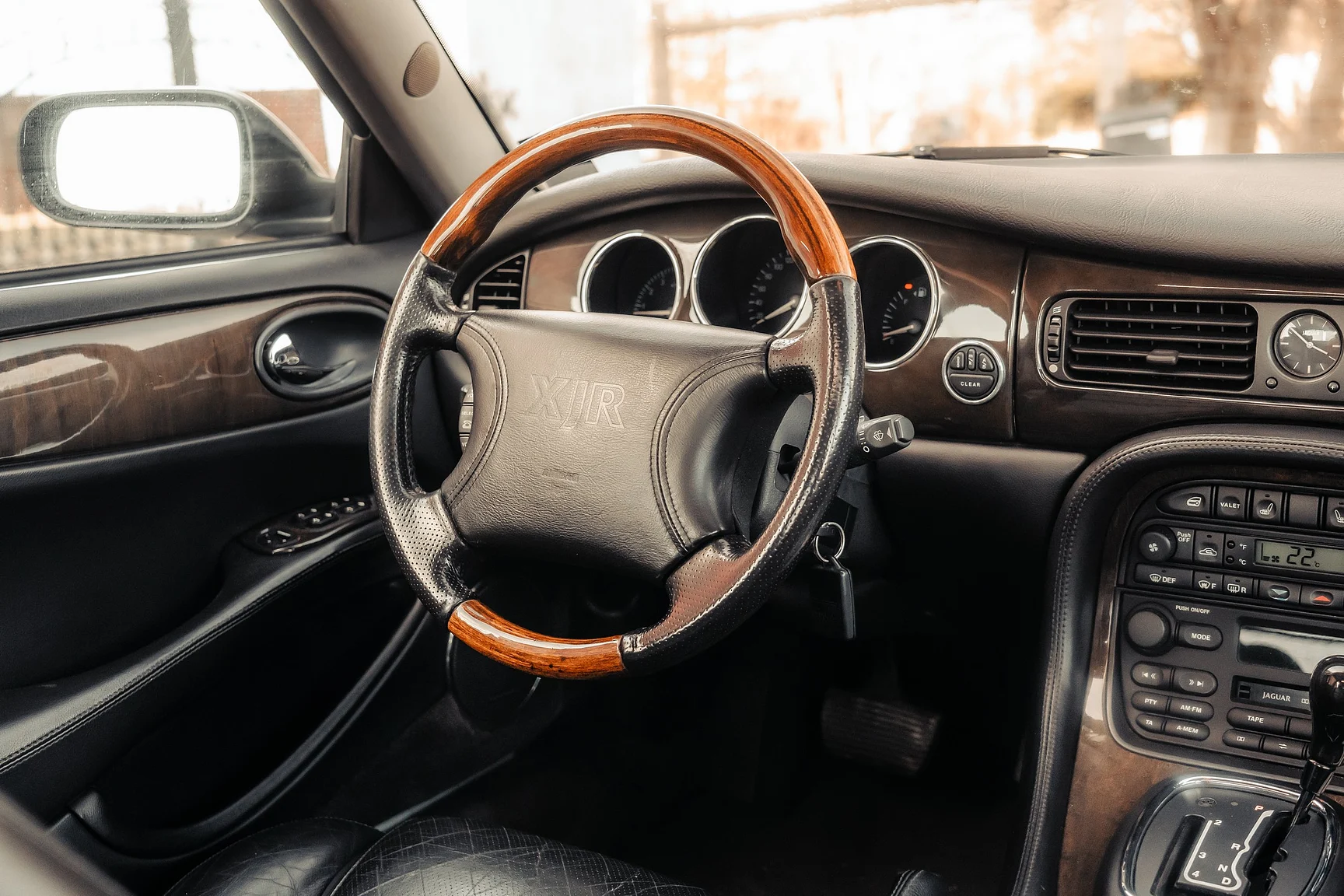 Interiörbild 1997 Jaguar XJR 4.0 Kompressor NO RESERVE (3)