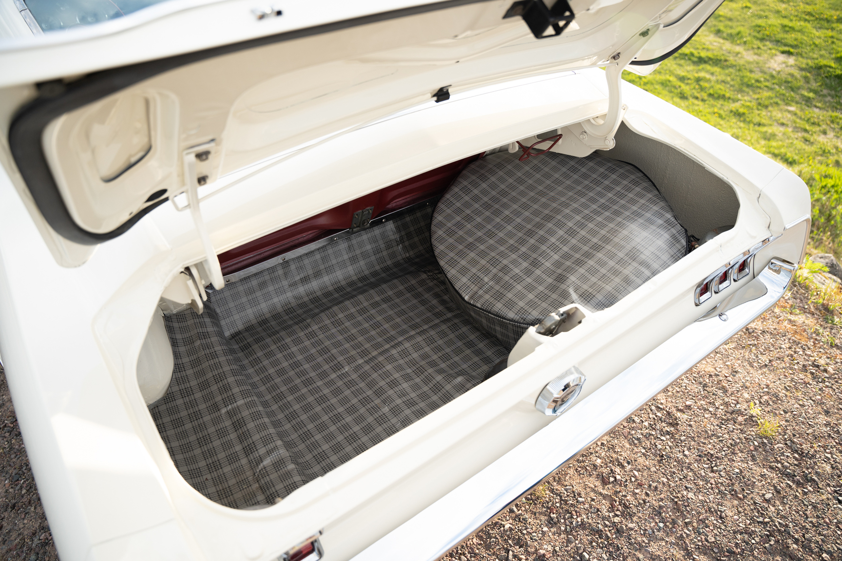 Interior image of 1967 Ford Mustang Fastback (50)