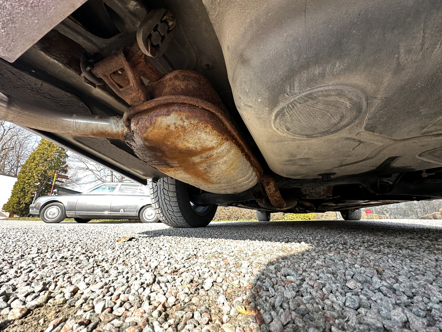 Image of 1993 Mercedes-Benz E 220 mechanics