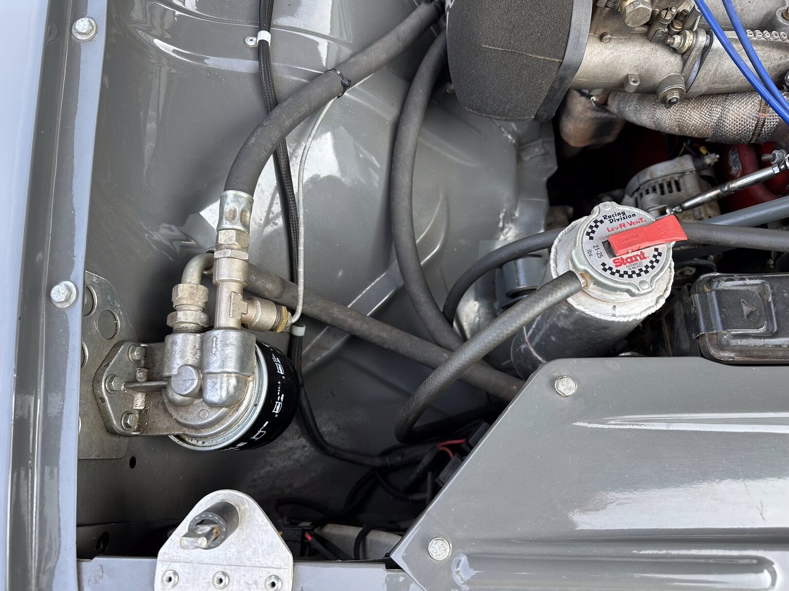 Image of 1969 Volvo 142 race car mechanics