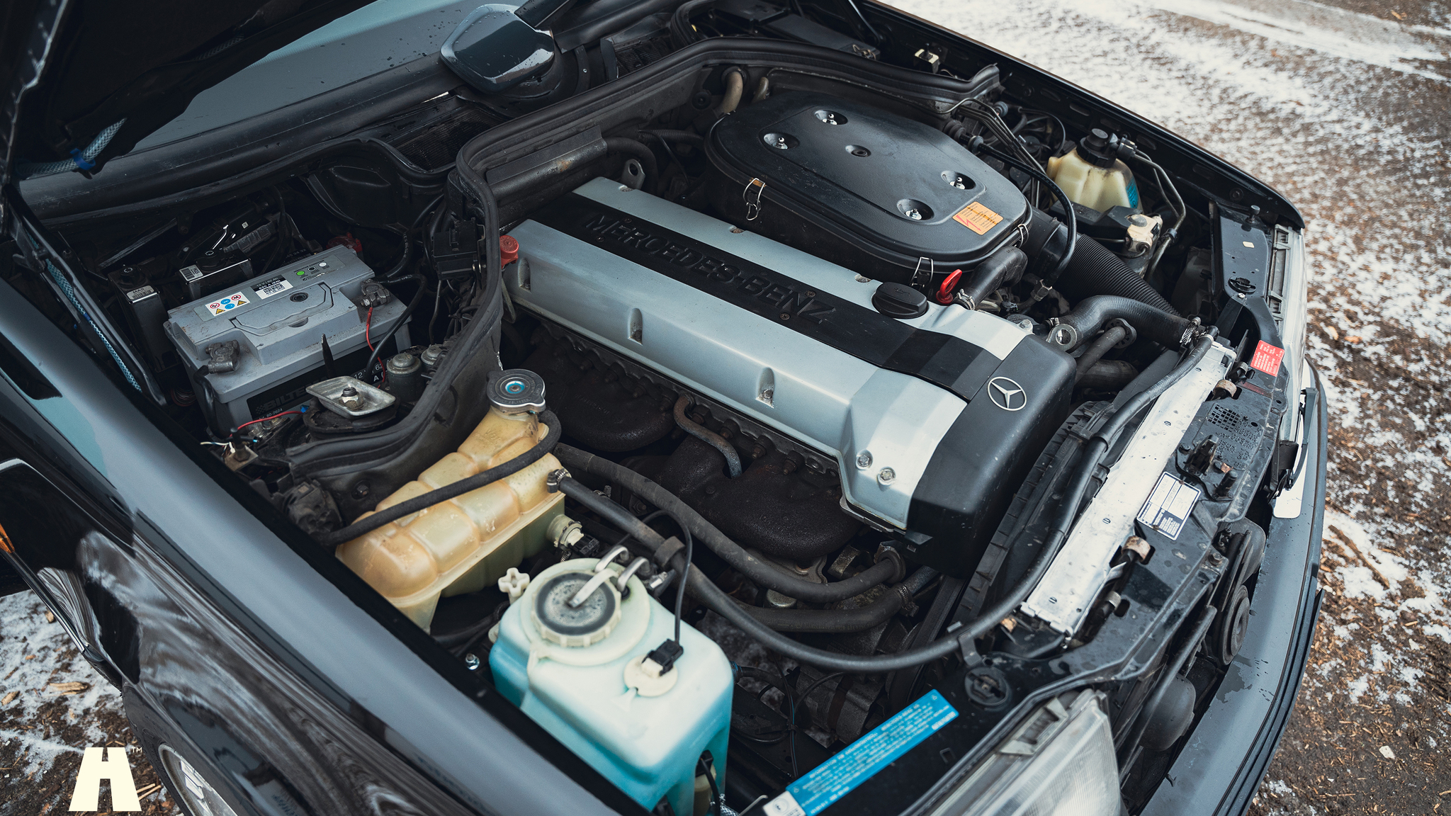 Image of 1990 Mercedes 300 CE-24 mechanics