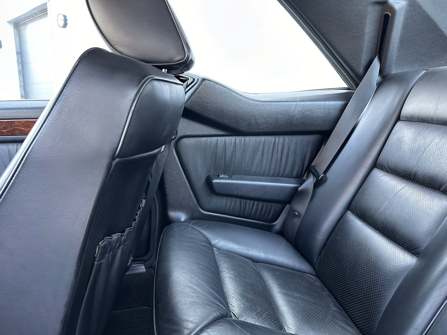 Interior image of 1992 Mercedes-Benz 300 CE-24