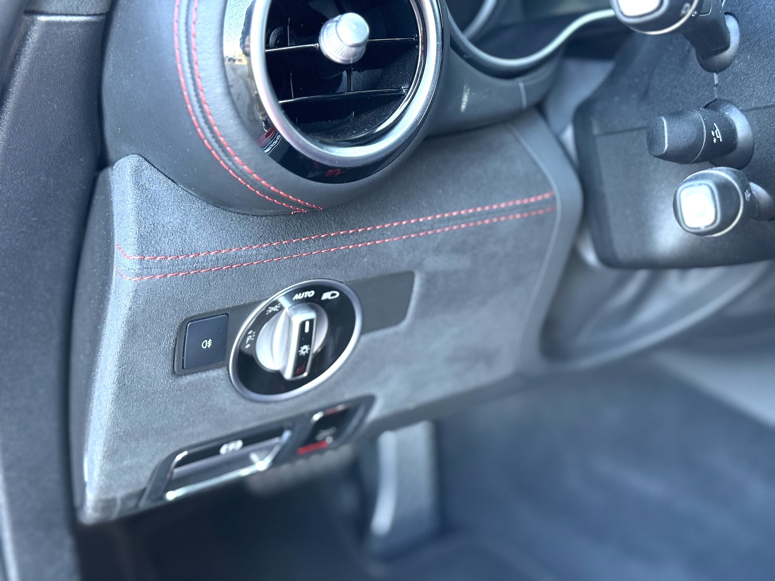 Interior image of 2015 Mercedes-AMG GT S