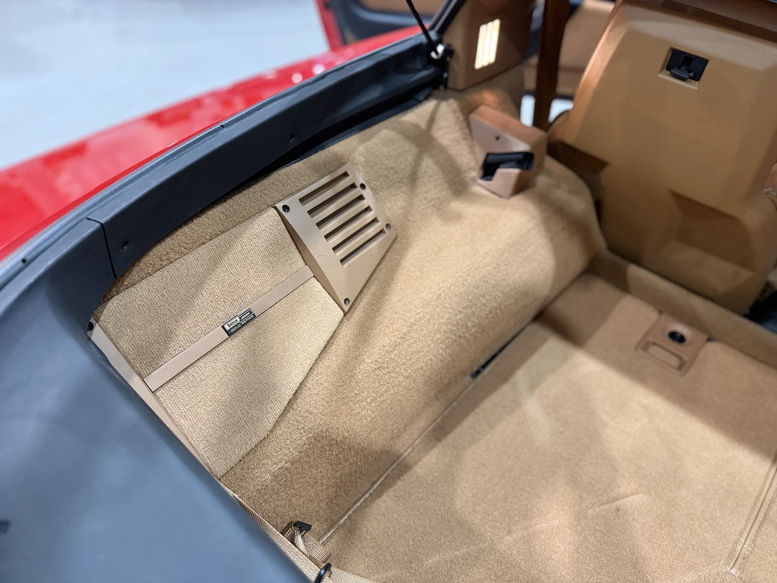 Innenraumfoto von 1990 Chevrolet Corvette ZR-1 (7)