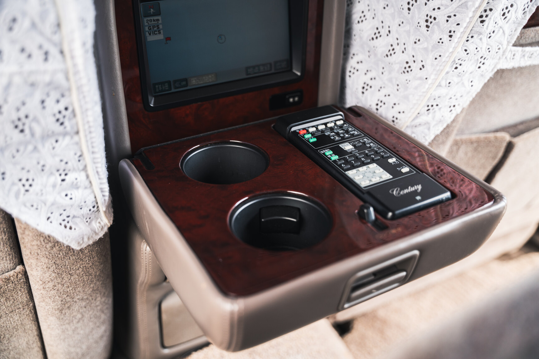 Interiörbild 2000 Toyota Century