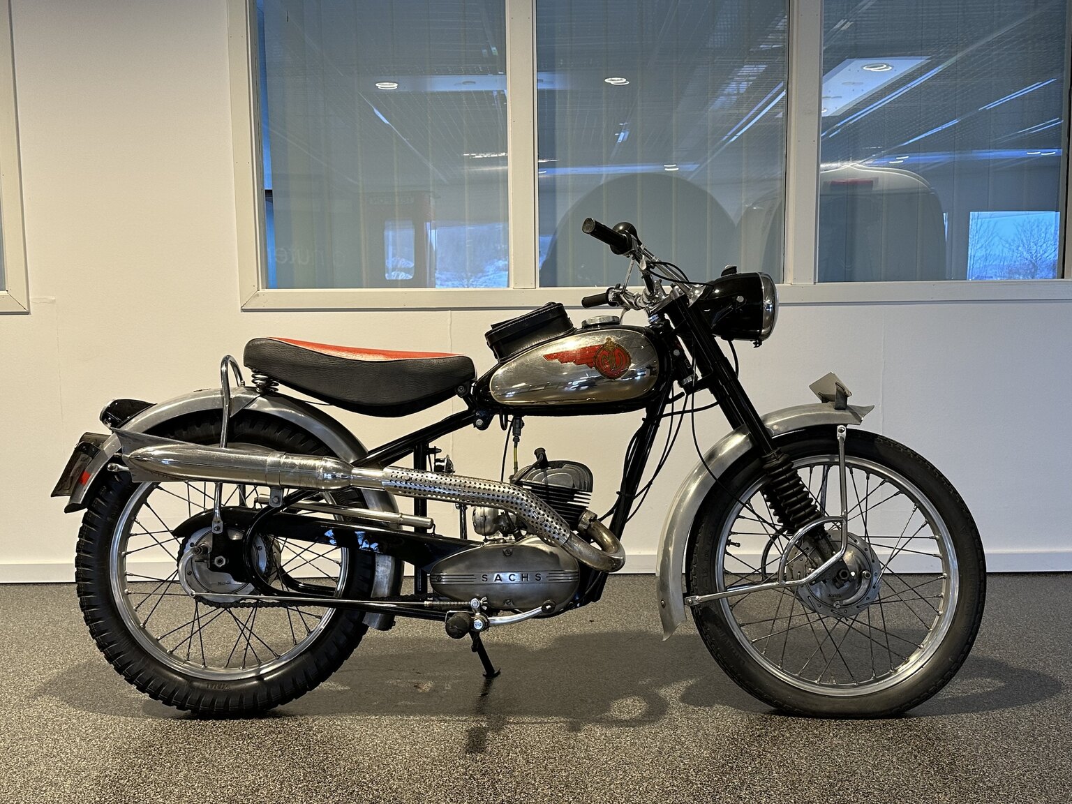 Exterior image of 1954 NV 23 Supersport