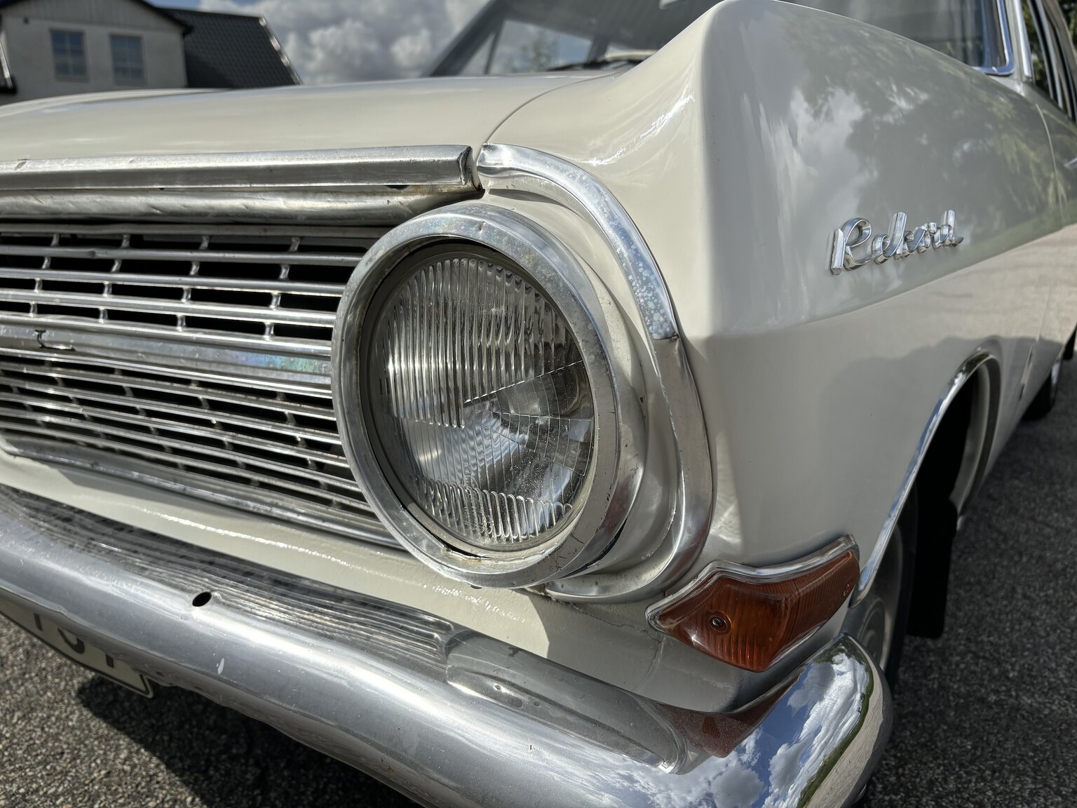 Exterior image of 1965 Opel Record Deluxe