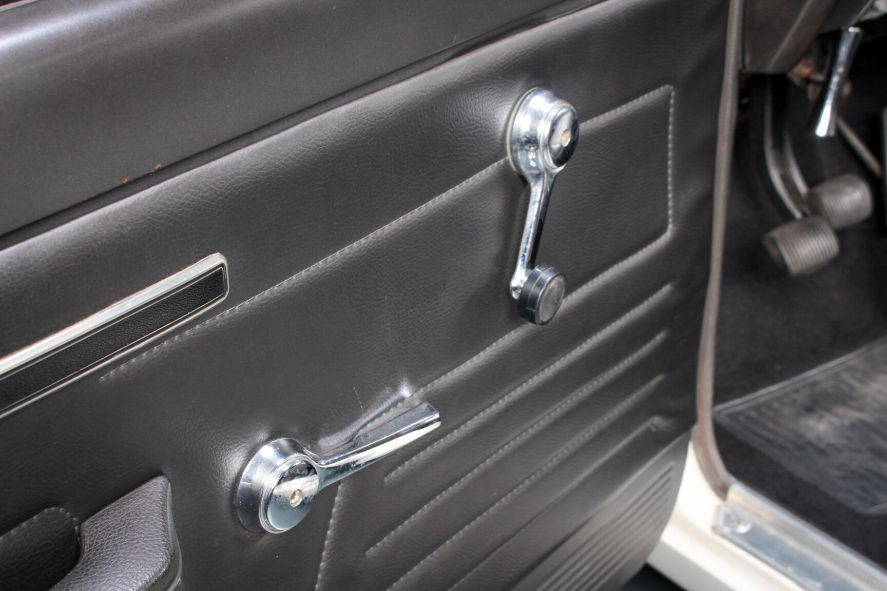 Interior image of 1969 AMC Hurst SC/Rambler