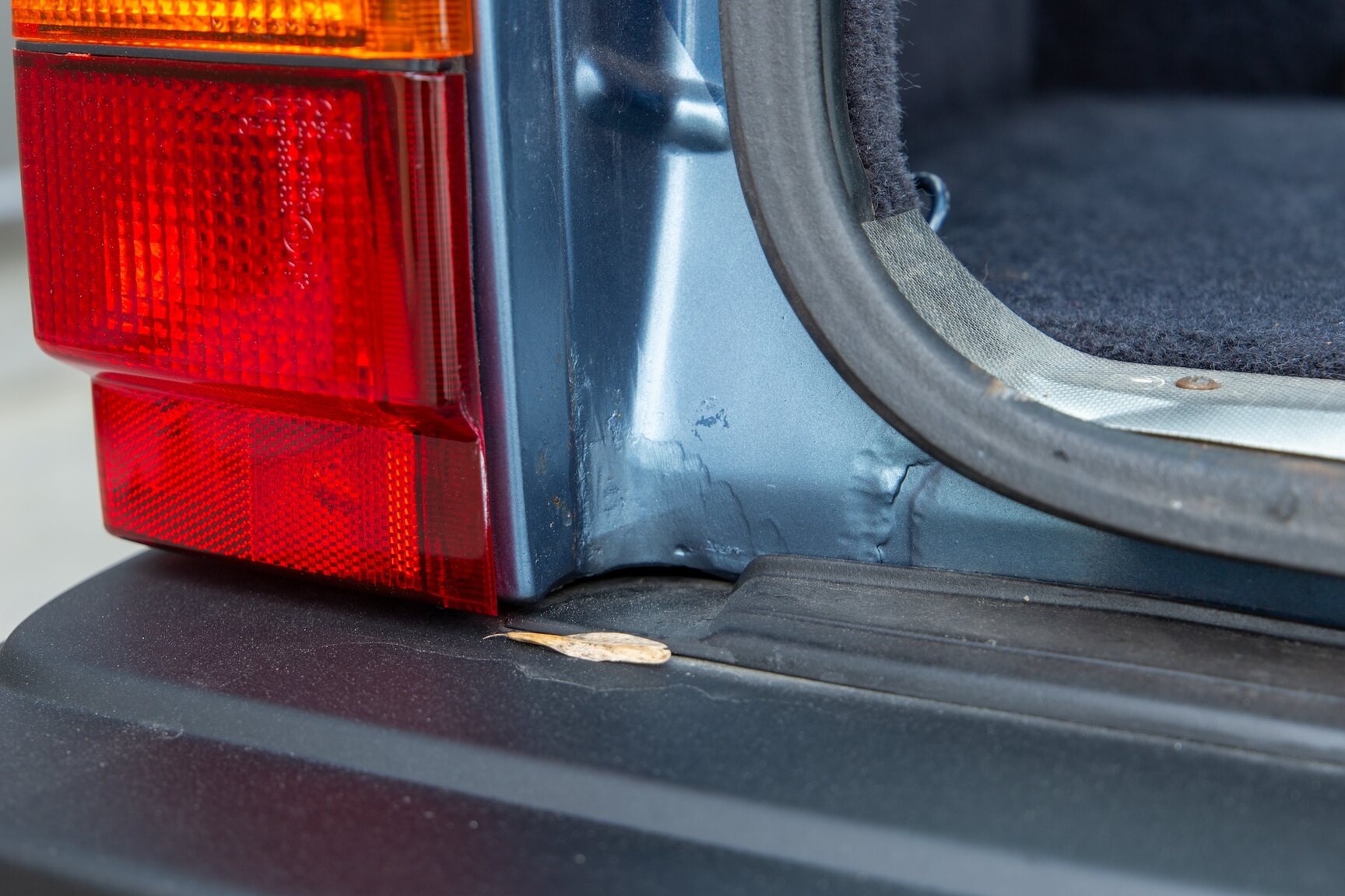 Interior image of 1990 Volvo 745 Turbo (44)