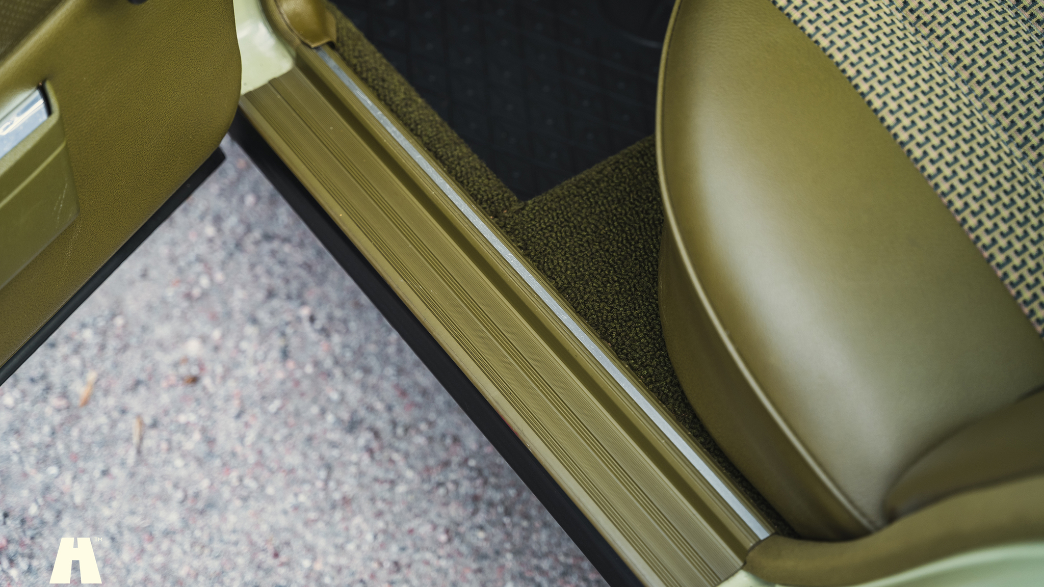 Interior image of 1979 Mercedes Benz 230