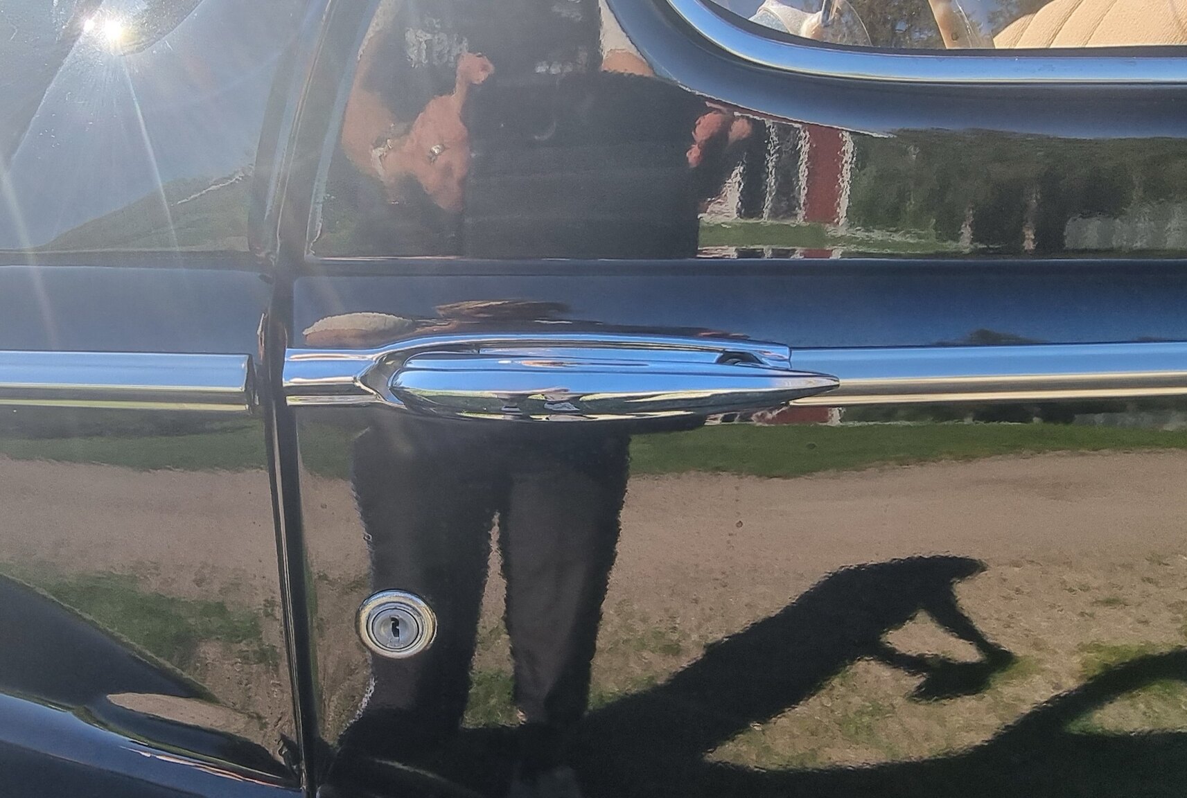 Exterior image of 1951 Peugeot 203 De Luxe