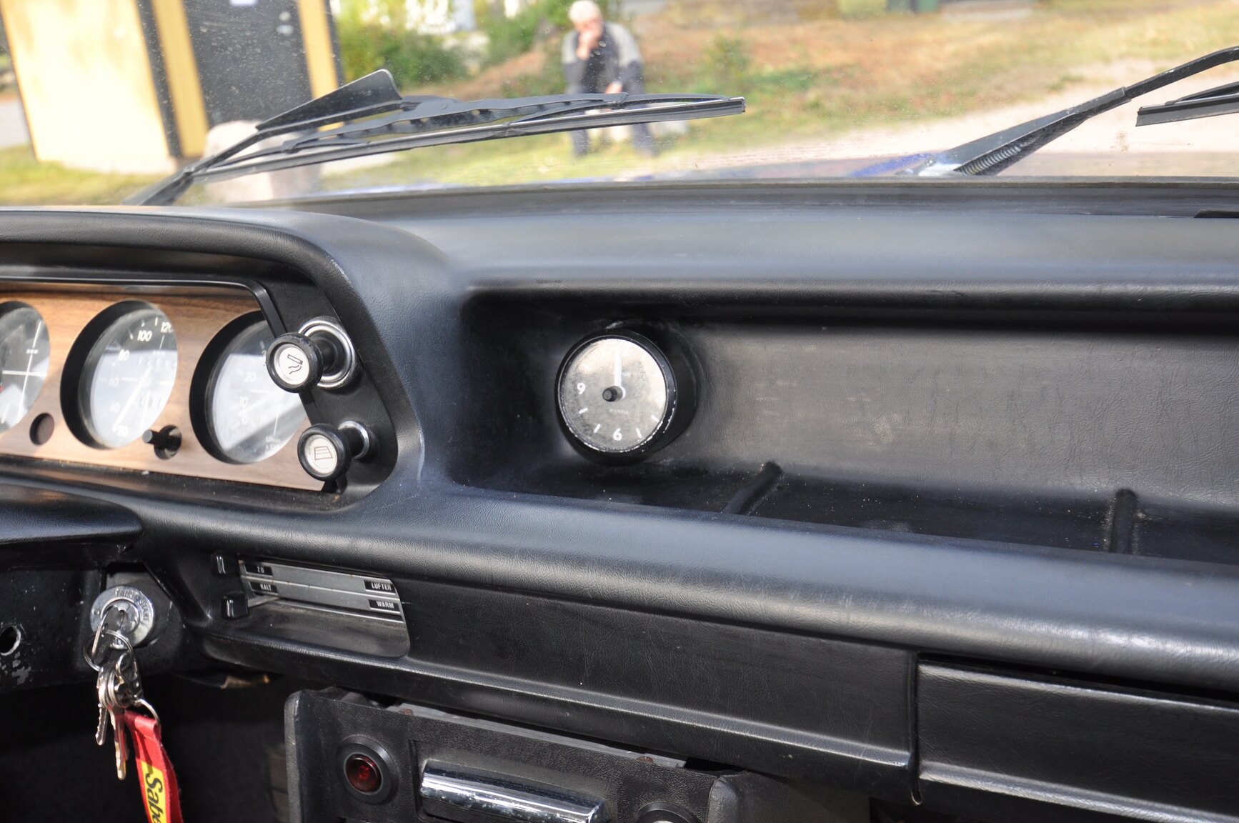 Interior image of 1975 BMW 2002 Tii