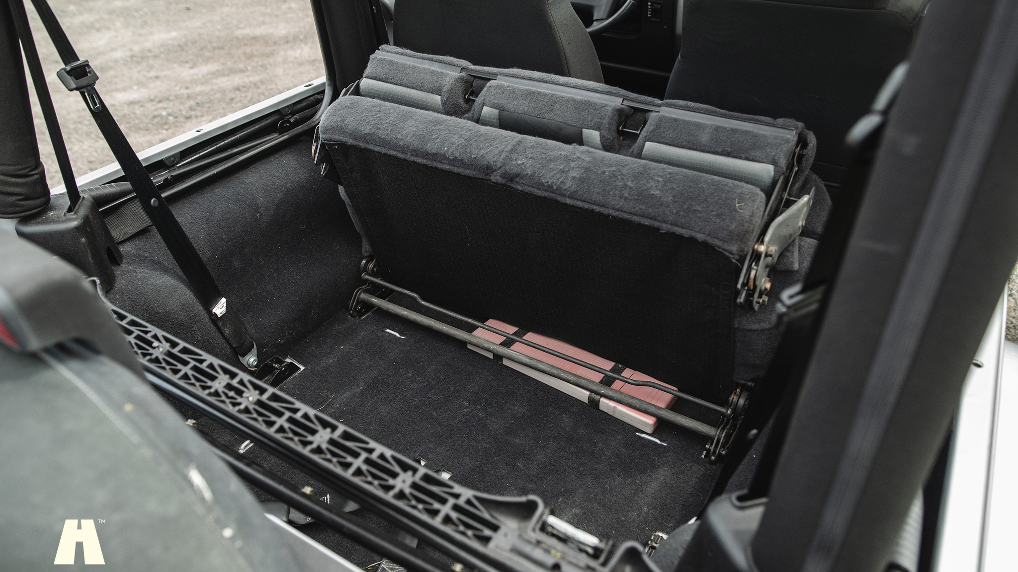 Innenraumfoto von 2006 Jeep Wrangler 4.0L Sahara 