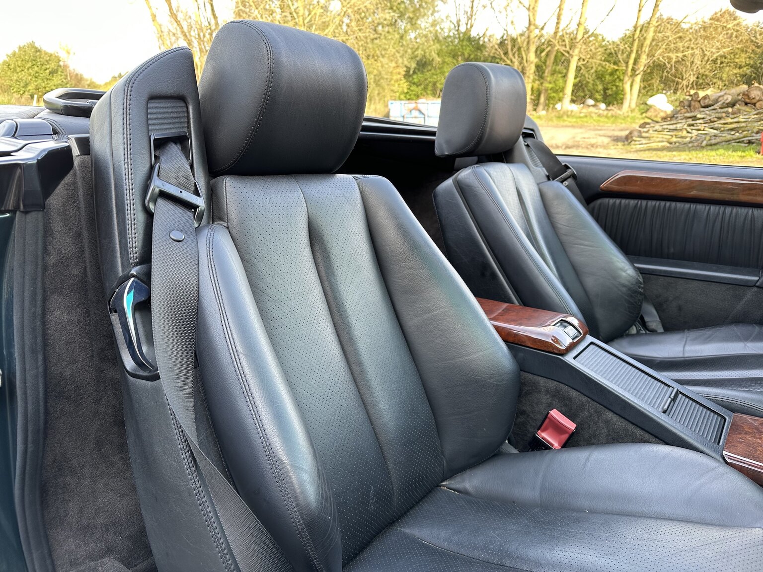 Interiörbild 1995 Mercedes-Benz SL 500
