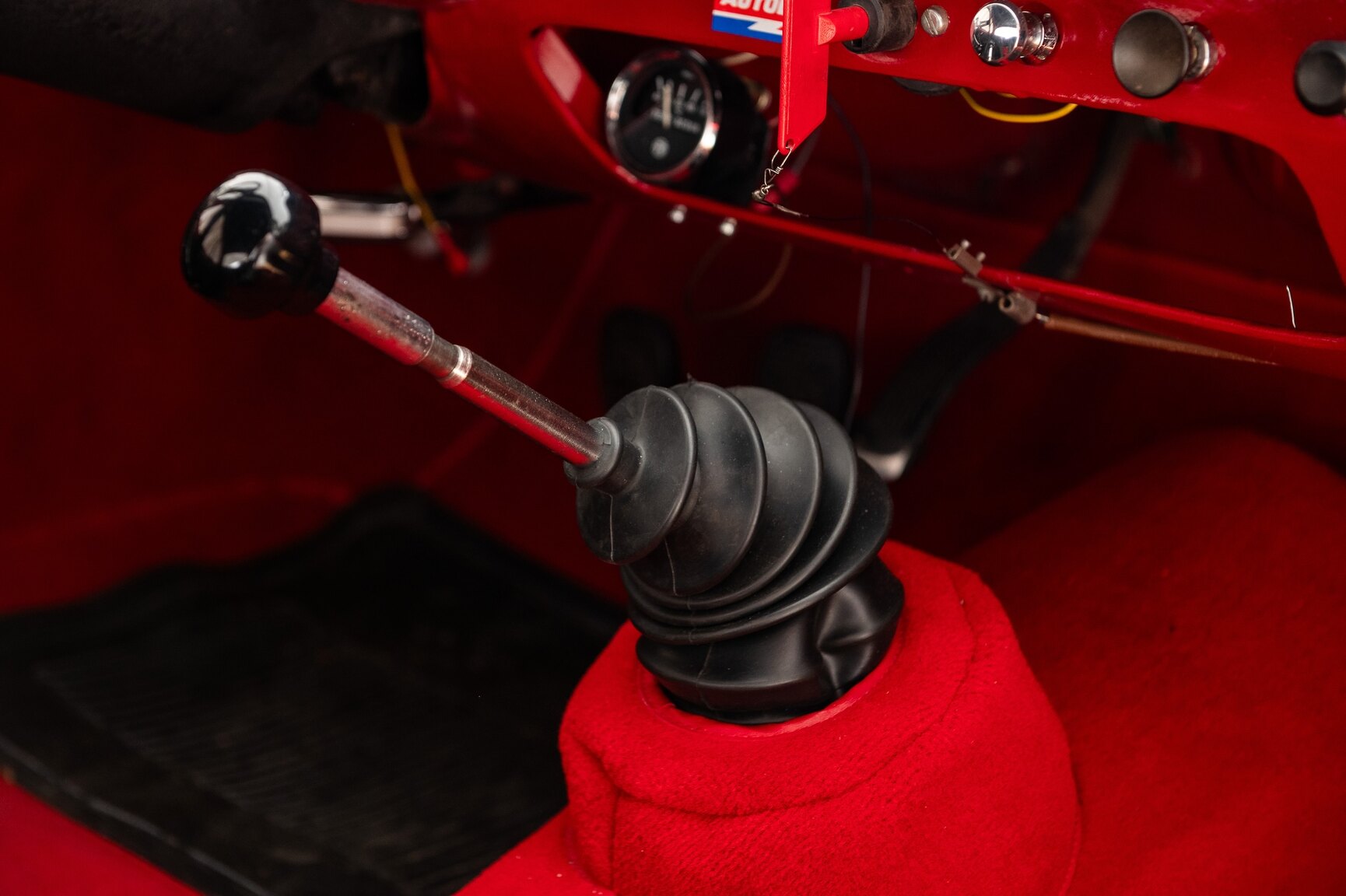 Interior image of 1962 Alfa Romeo Giulietta 1300 SS