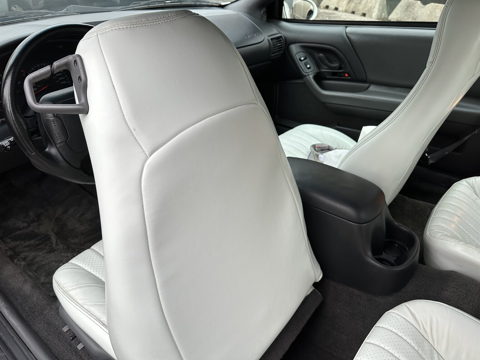 Interior image of 1997 Chevrolet Camaro Z28 30th Anniversary (15)