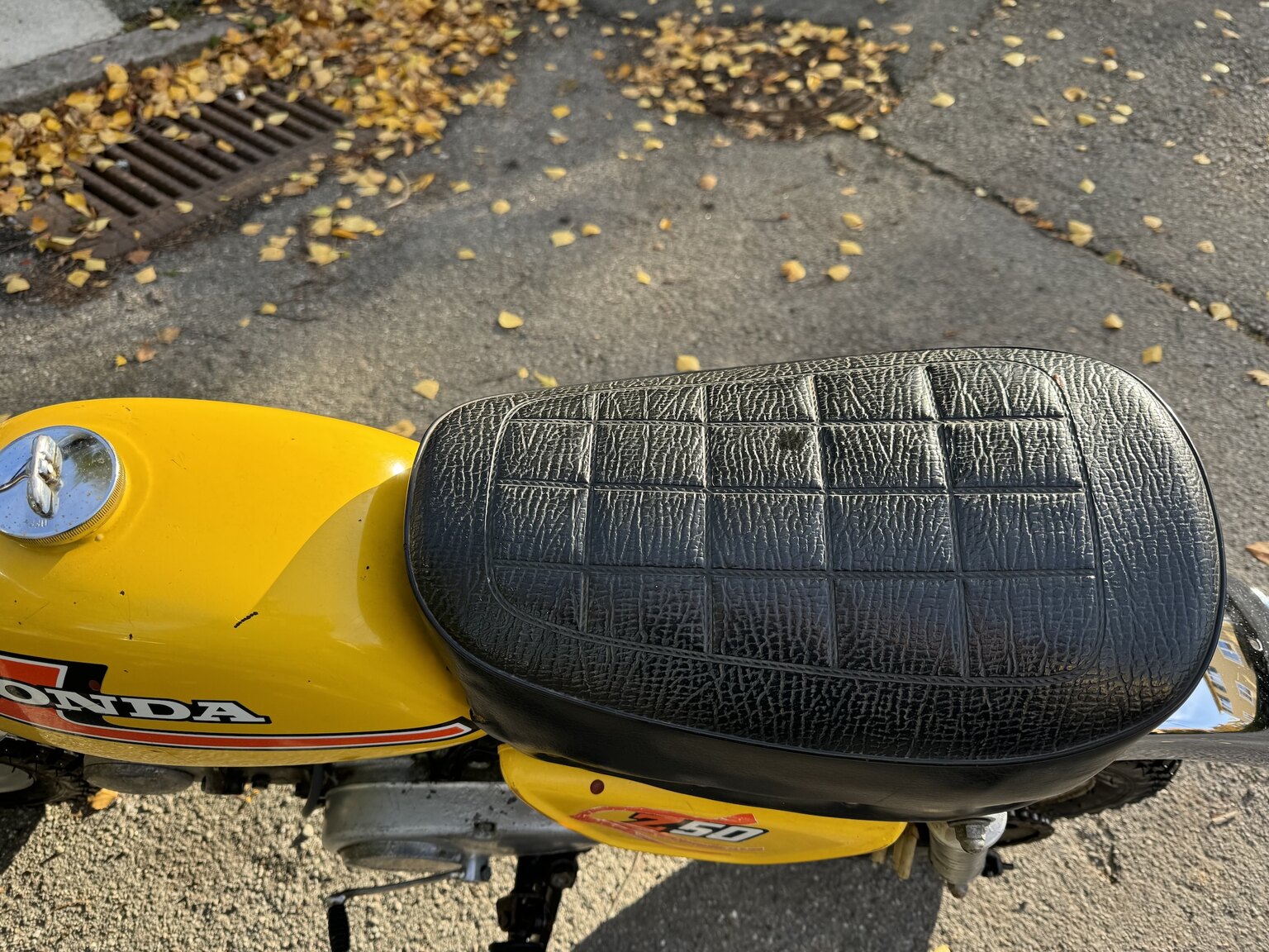 Exterior image of 1976 Honda Monkey Z50