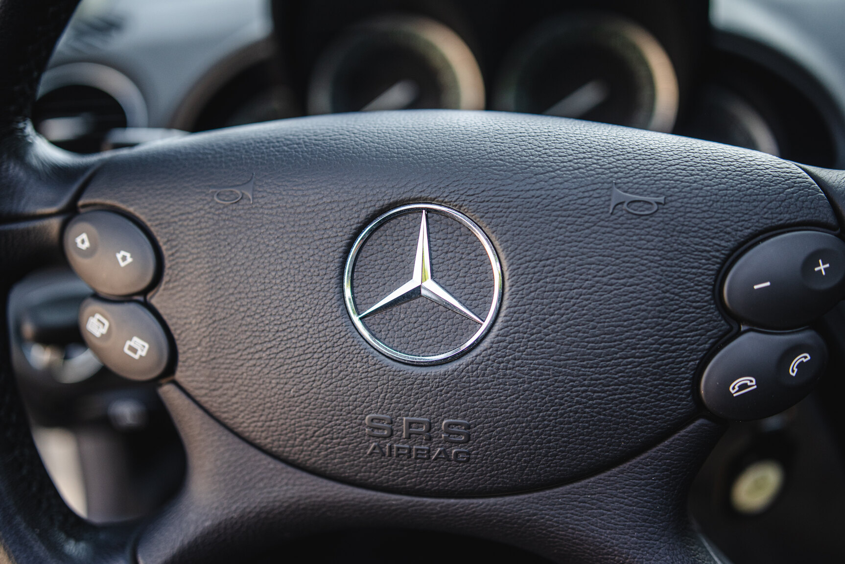 Innenraumfoto von 2006 Mercedes-Benz SL 350