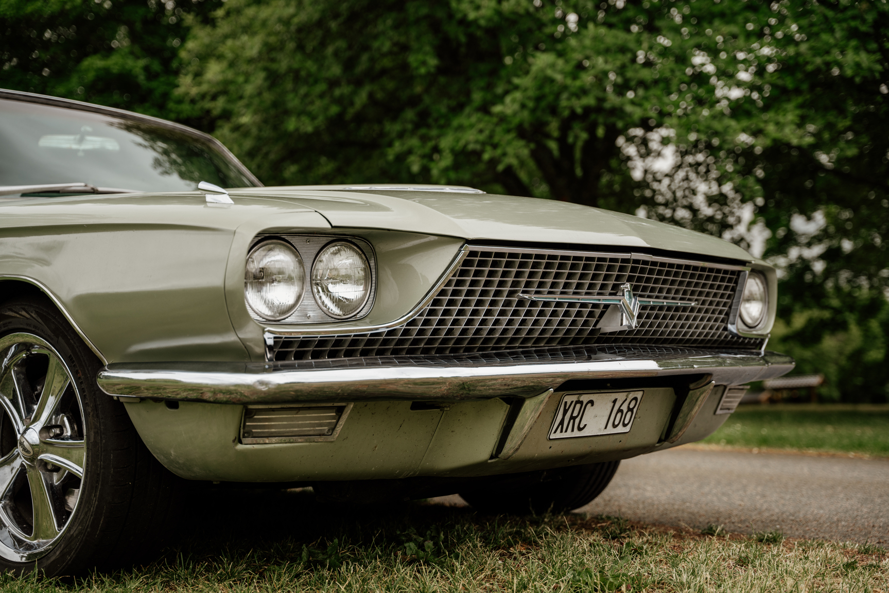 Exterior image of 1966 Ford Thunderbird 6.4 Landou Limited Edition
