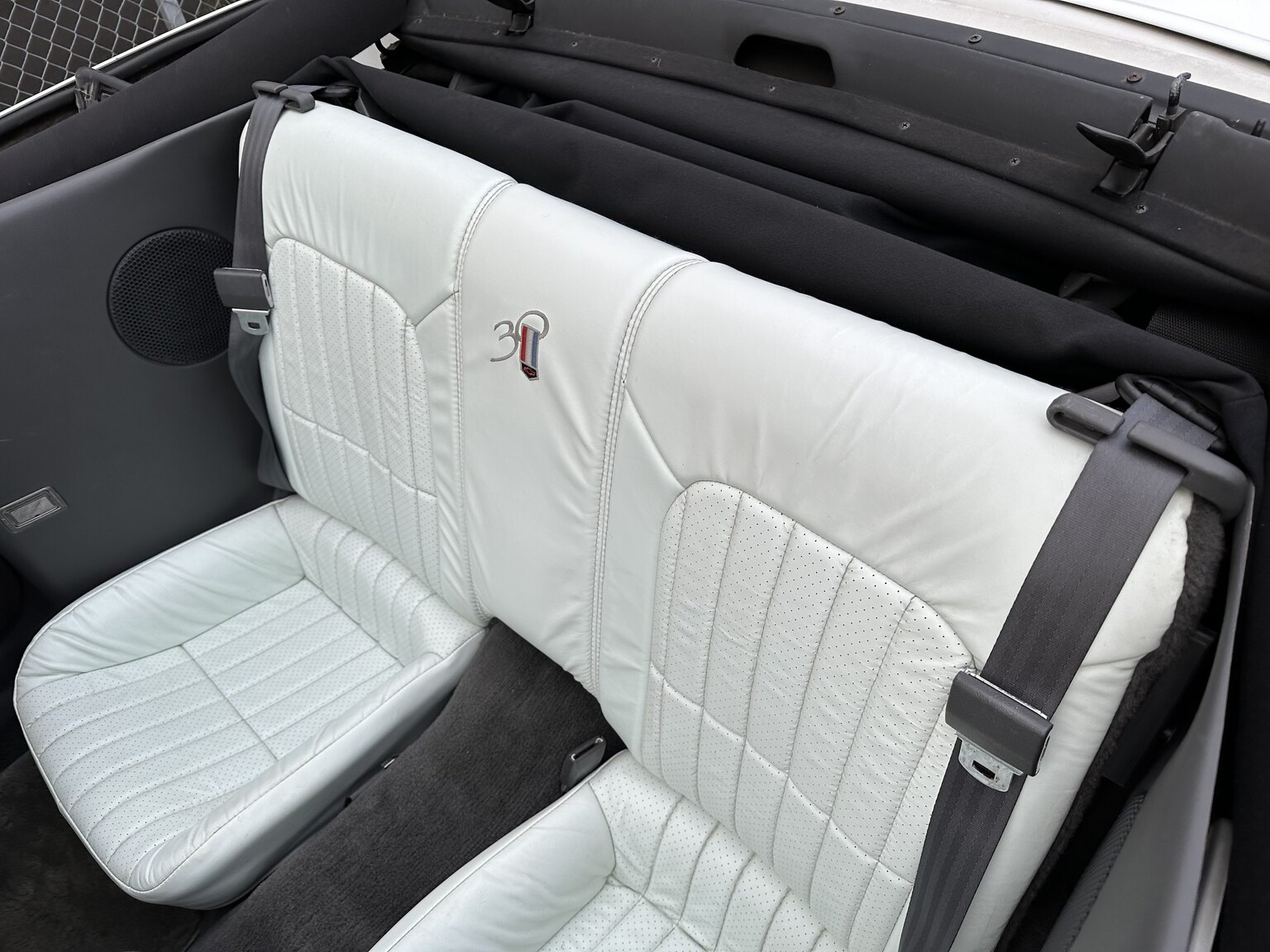 Interiörbild 1997 Chevrolet Camaro Z28 30th Anniversary